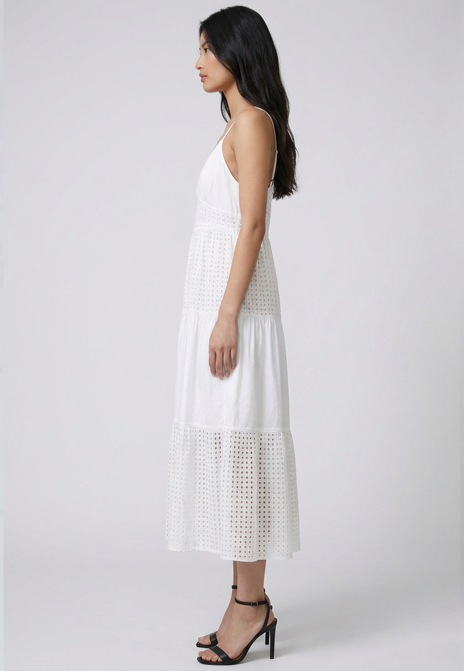 ONYX DRESS WHITE BRODERIE