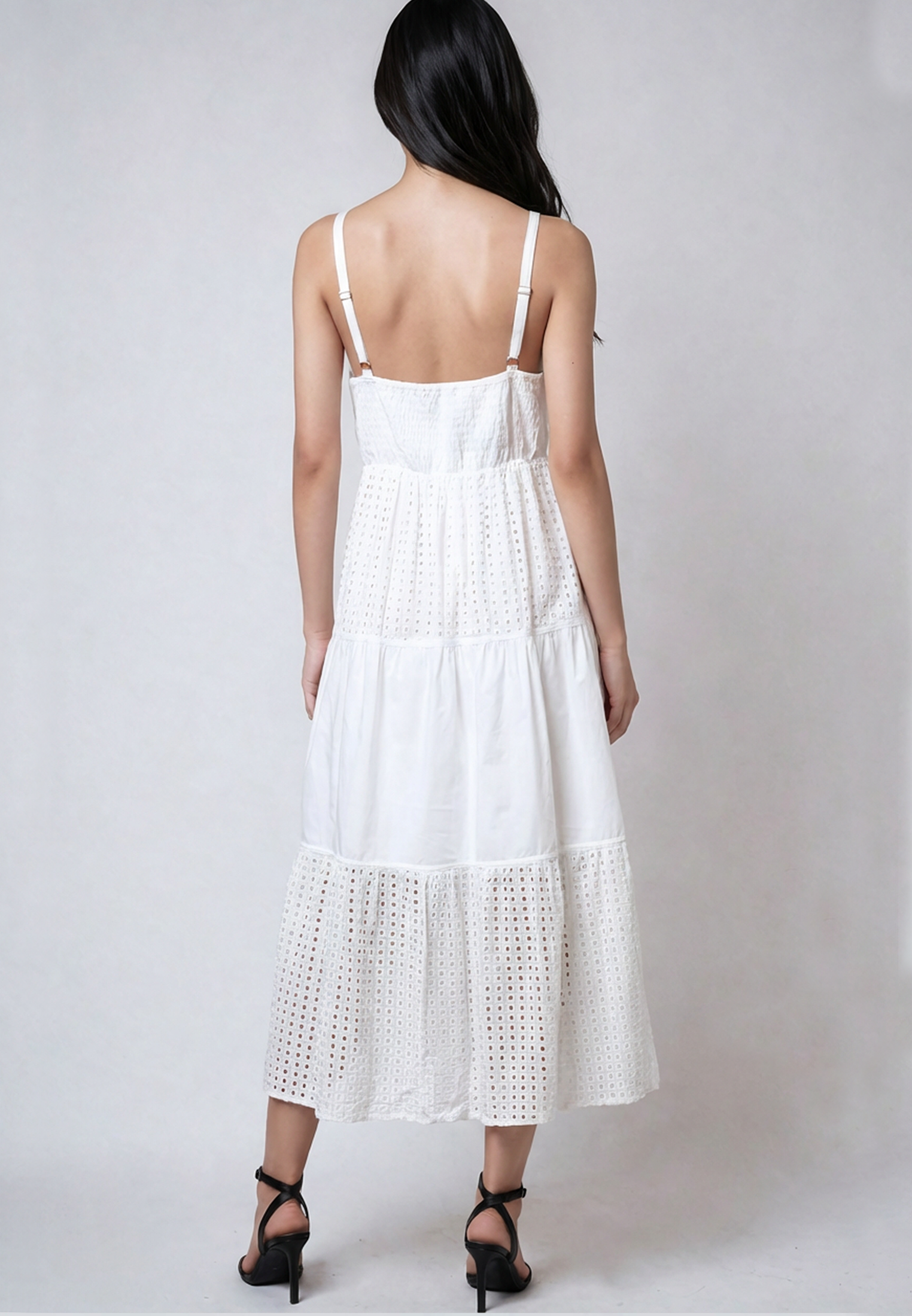 ONYX DRESS WHITE BRODERIE