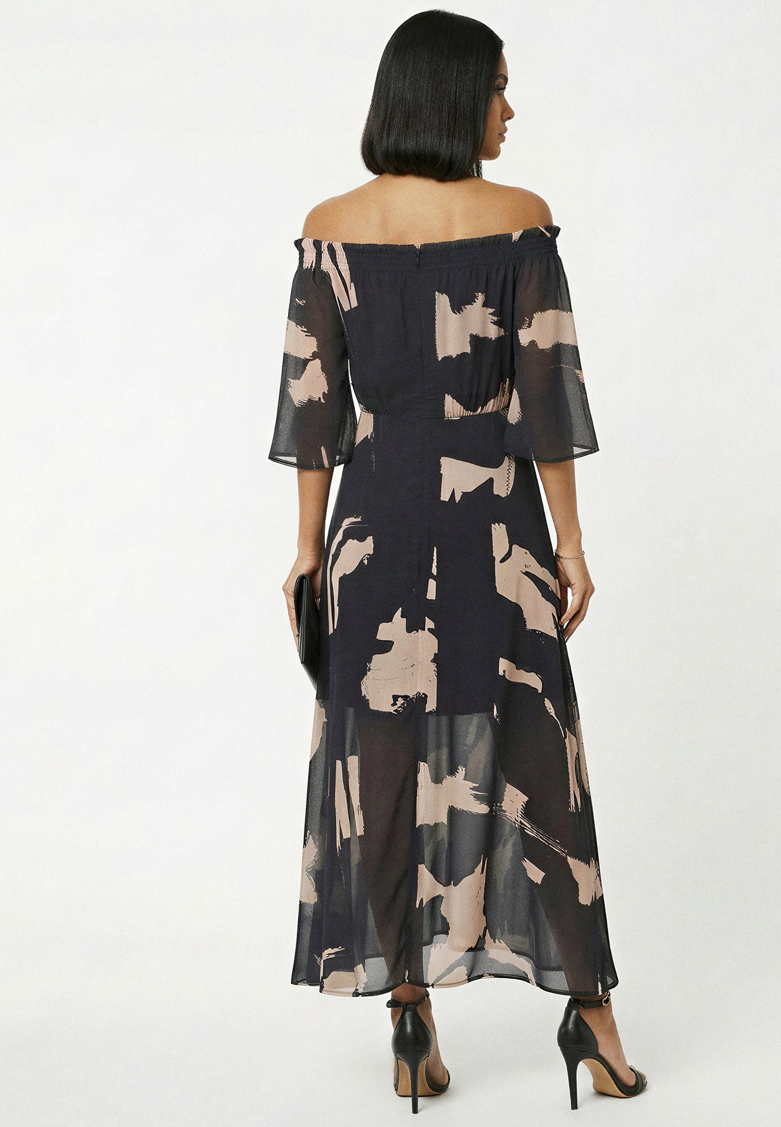 LOVELY OFF THE SHOULDER DRESS FACADE