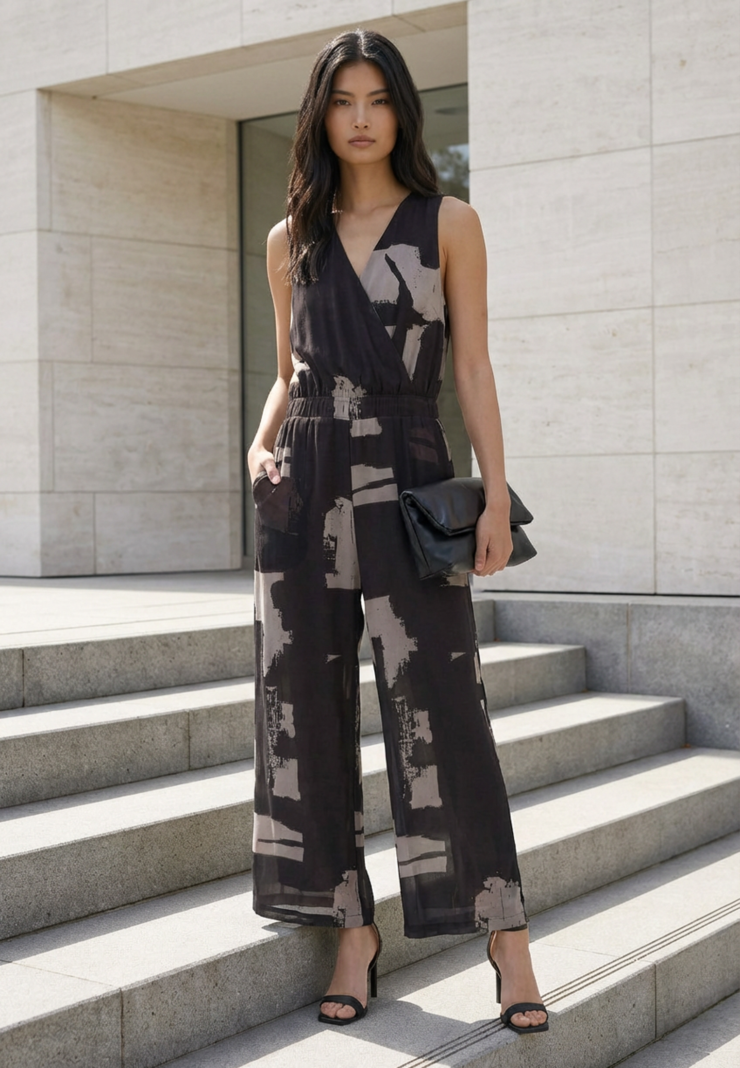TAYLOR JUMPSUIT FACADE