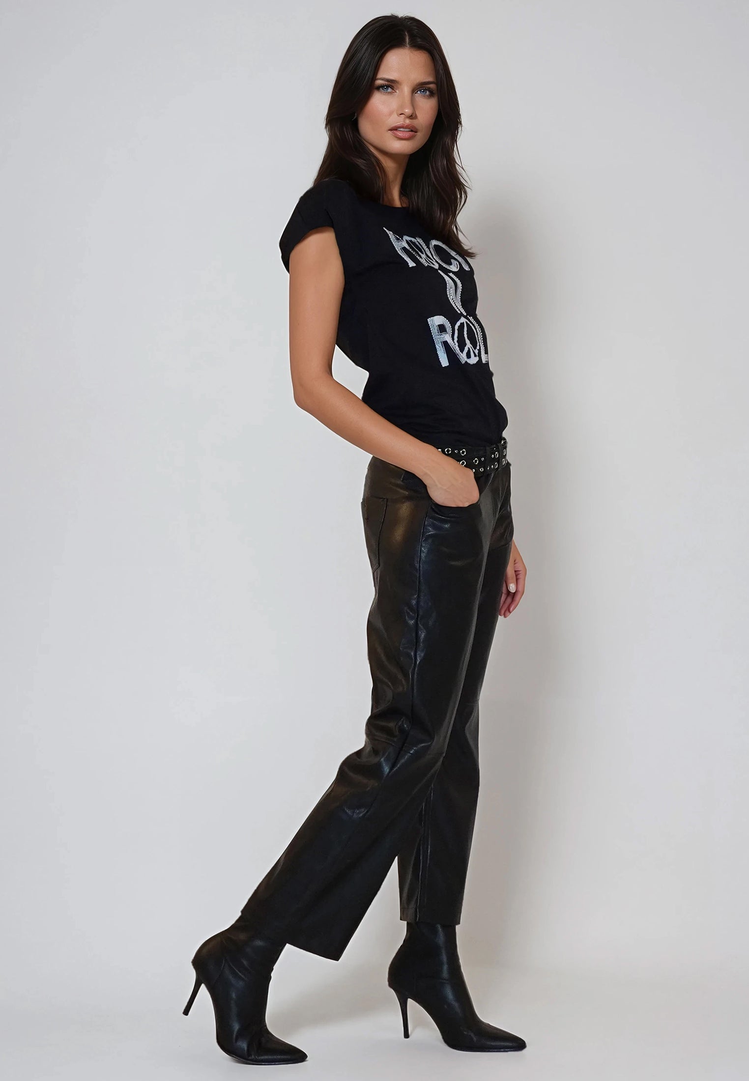 DEVOTION T-SHIRT BLACK