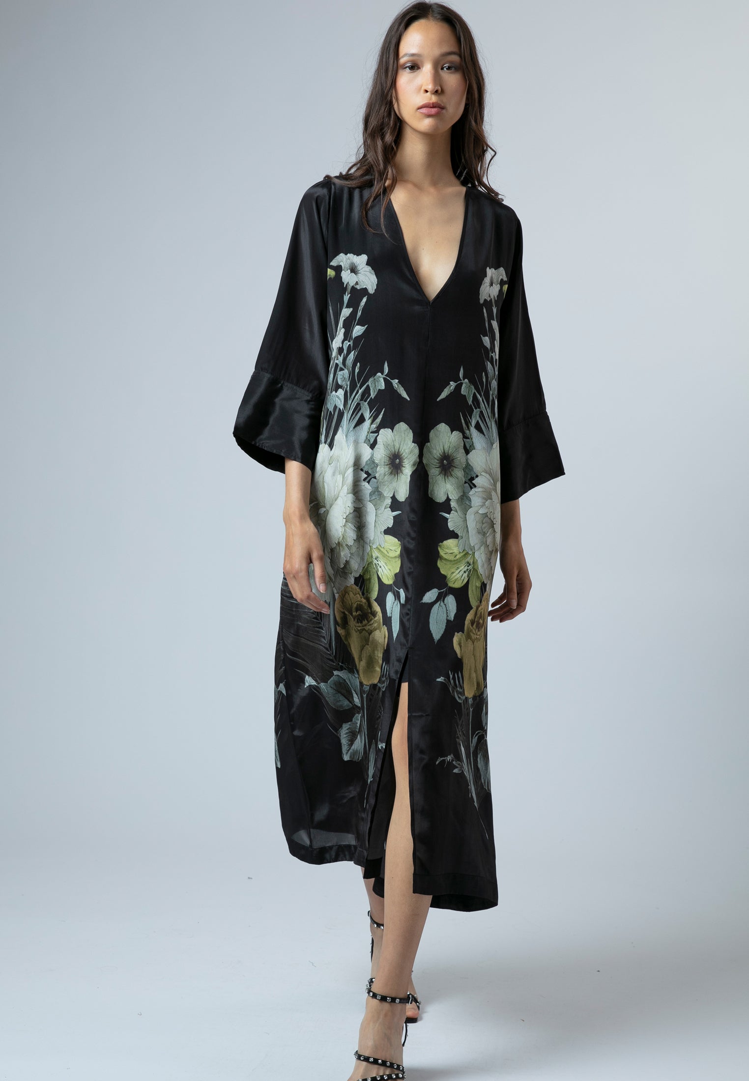 FIONA KAFTAN CAMELLIA