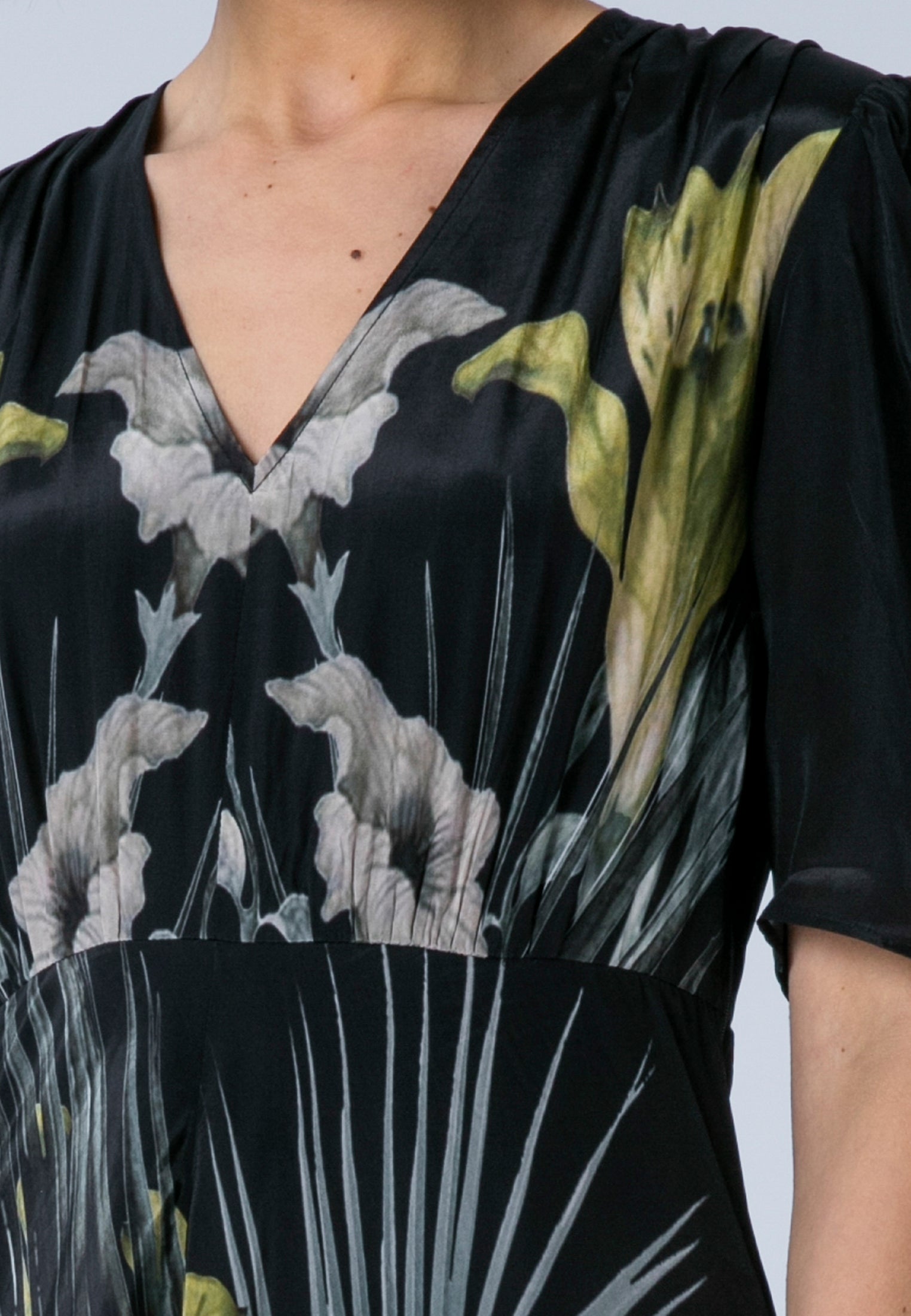 TAYLOR MAXI TEA DRESS CAMELLIA YELLOW