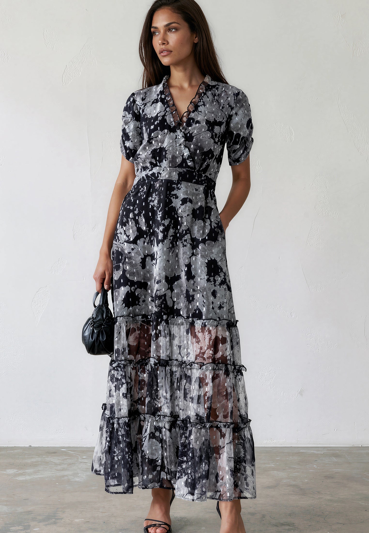 JESSIE MAXI DRESS BLACK & WHITE