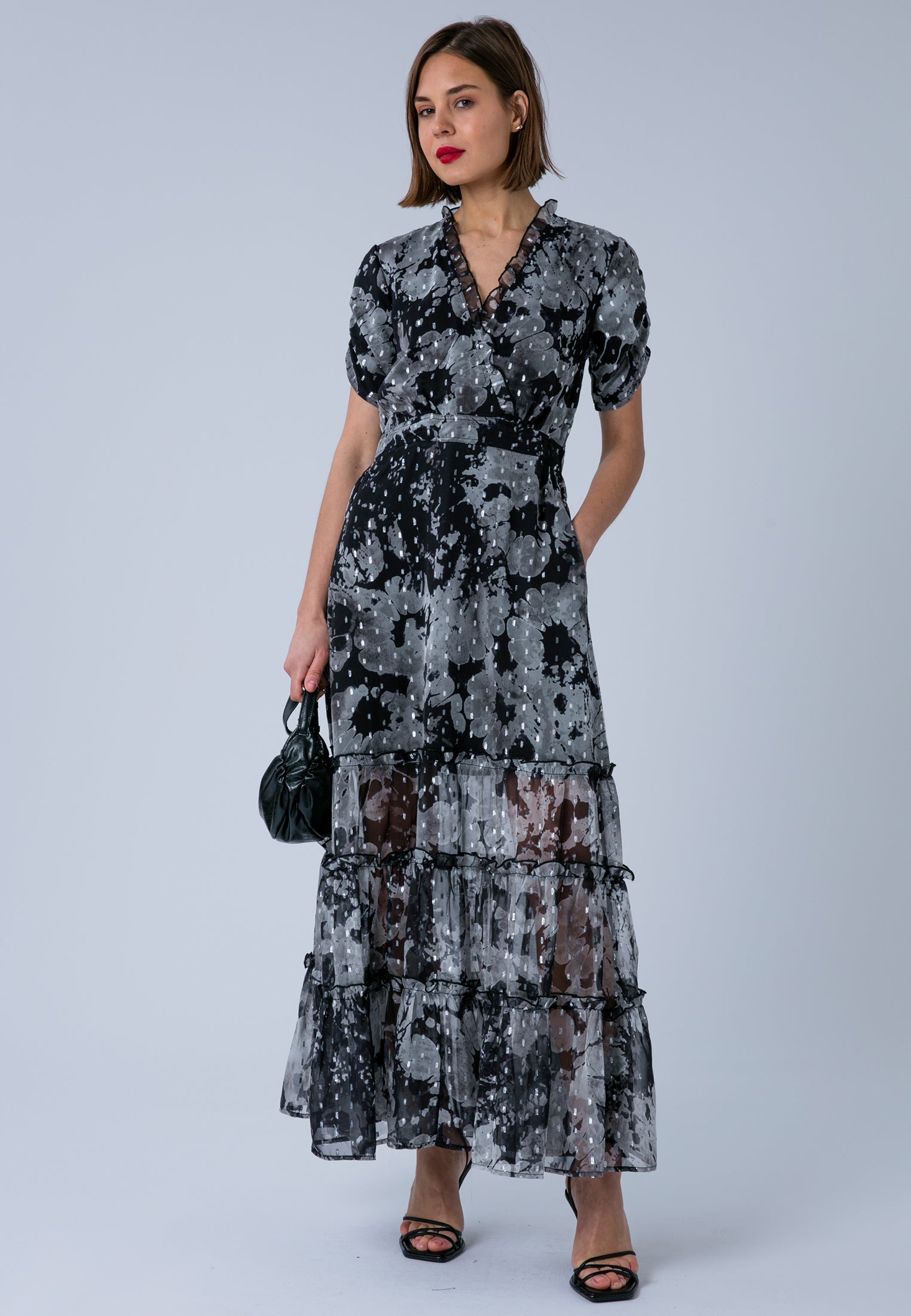 JESSIE MAXI DRESS BLACK & WHITE