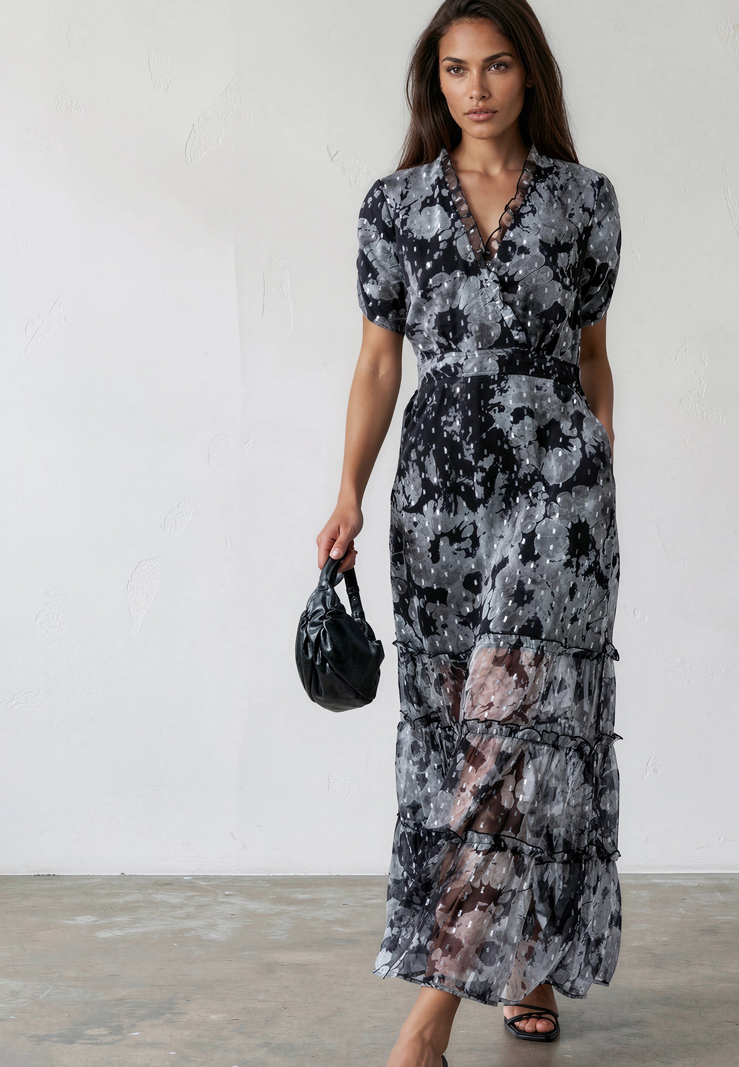 JESSIE MAXI DRESS BLACK & WHITE