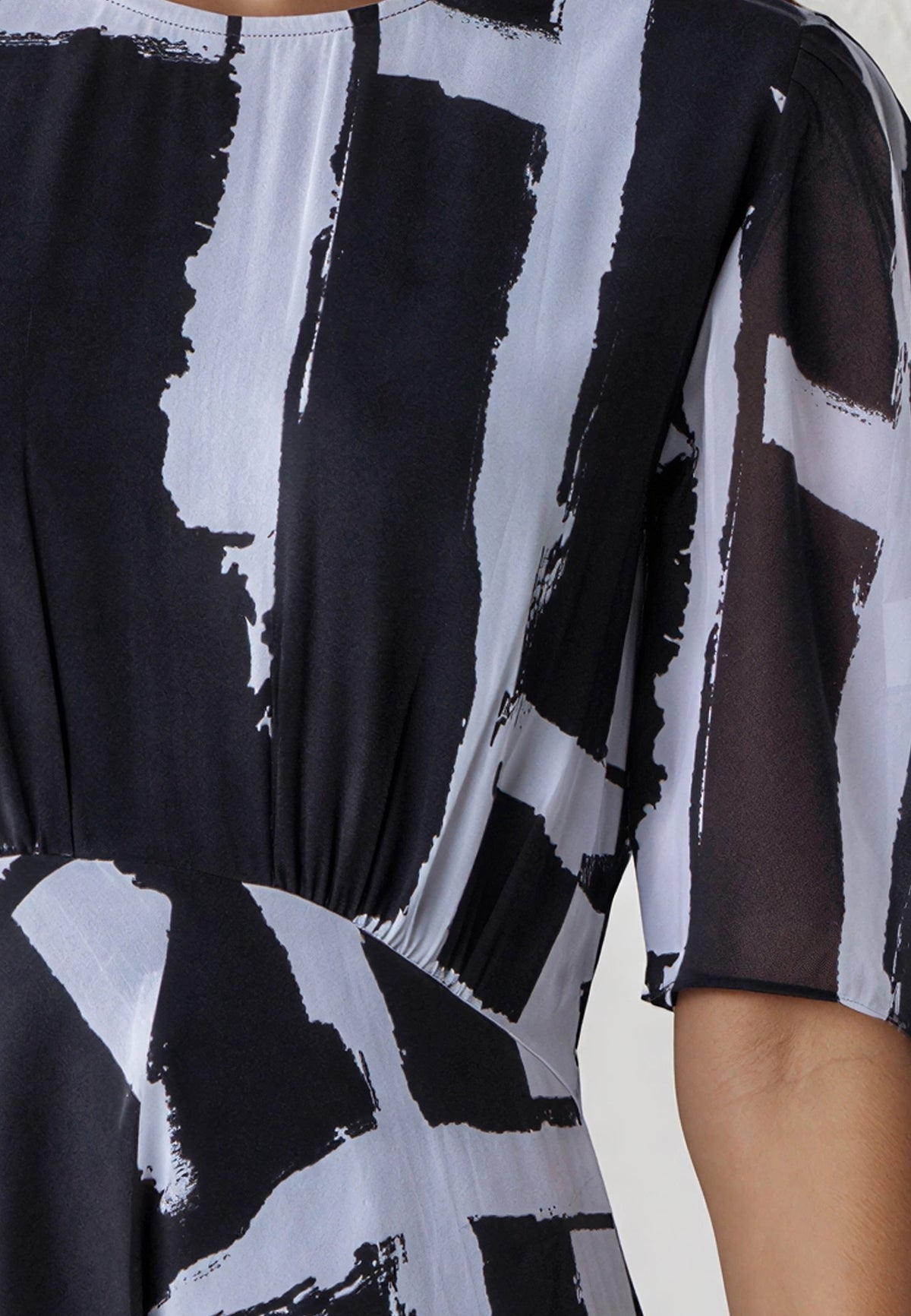 SIENNA MAXI DRESS SELVAGE BLACK