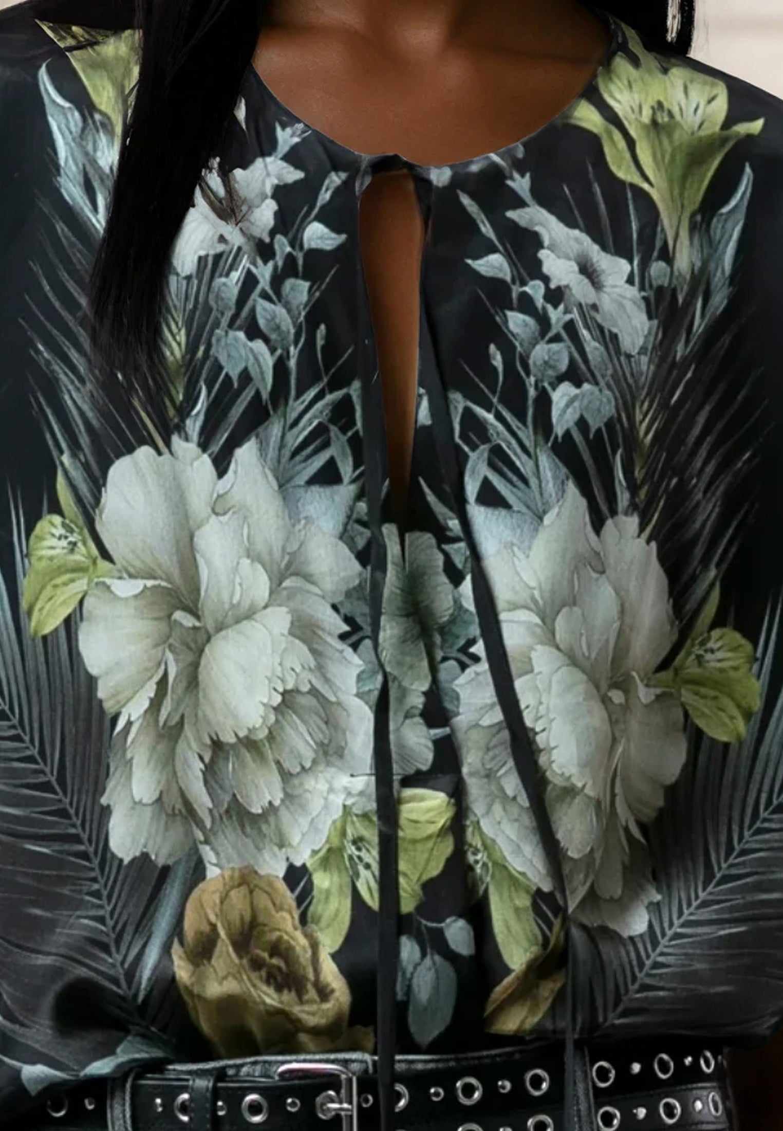 TAYLOR TOP CAMELLIA