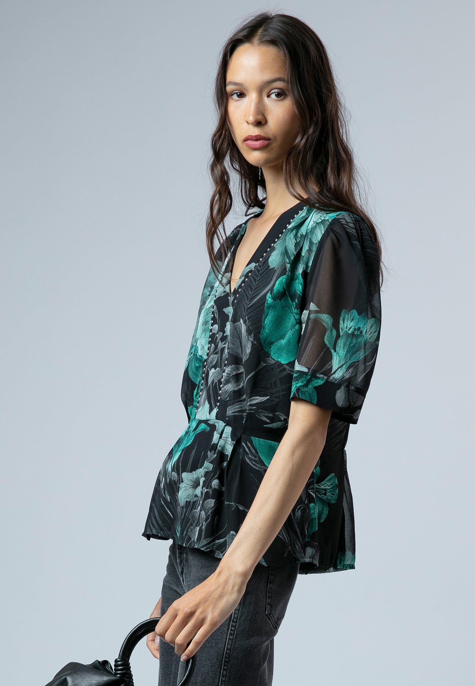 VIOLET TOP CAMELLIA GREEN