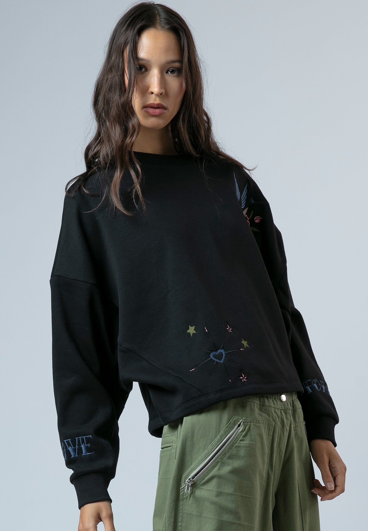 LOVE SWEAT BLACK & COLOUR