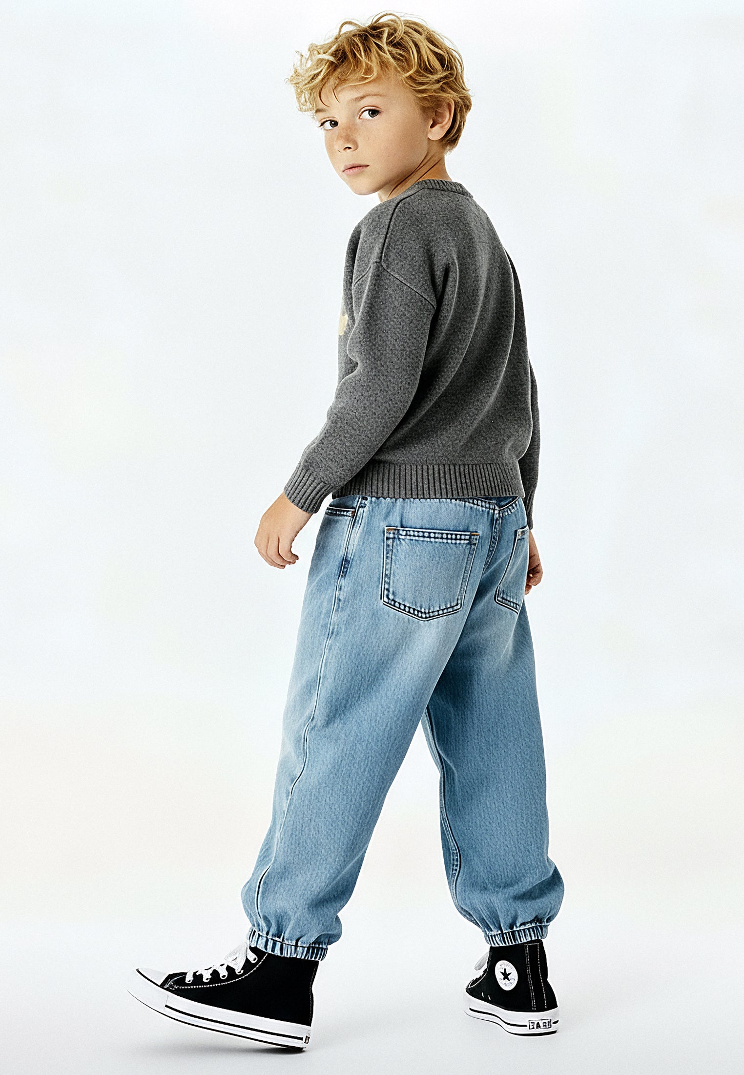 BOYS REBEL JUMPER CHARCOAL