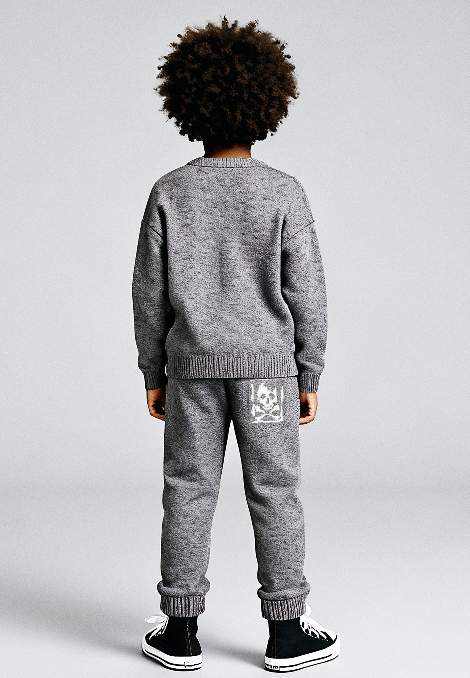 BOYS SKULLY LOGO JUMPER CHARCOAL