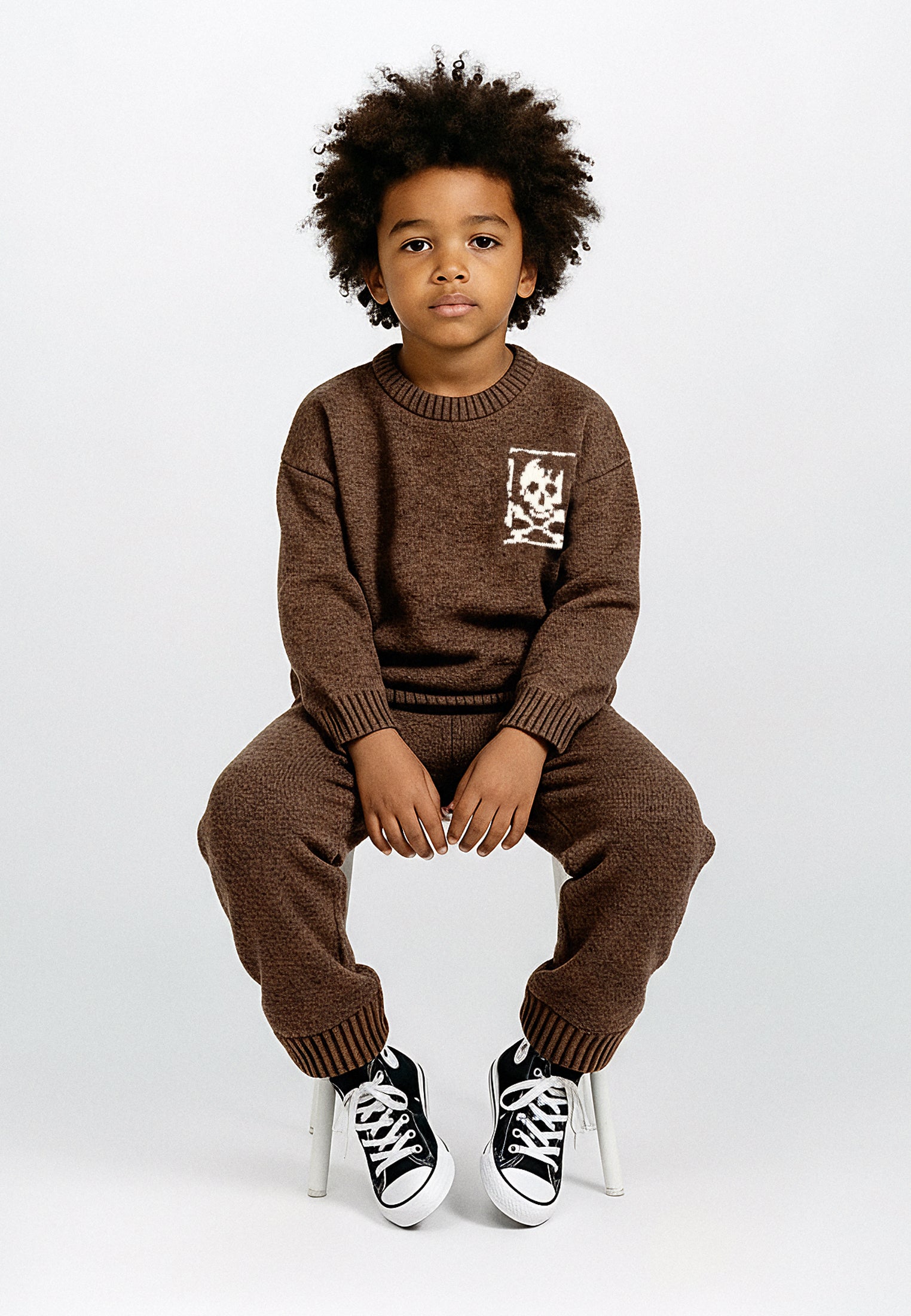 BOYS SKULLY LOGO JUMPER DARK BROWN