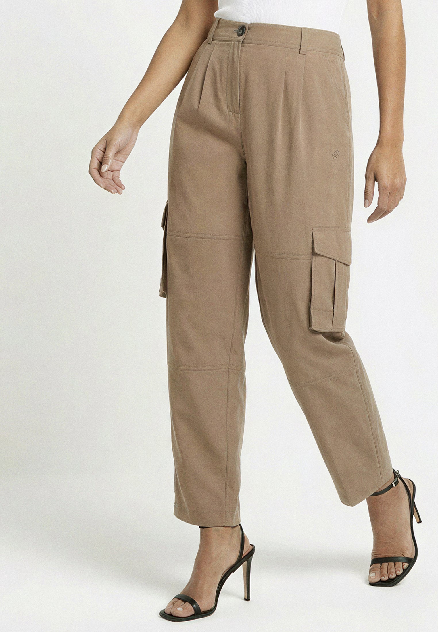 RAY BROWN CARGO TROUSERS