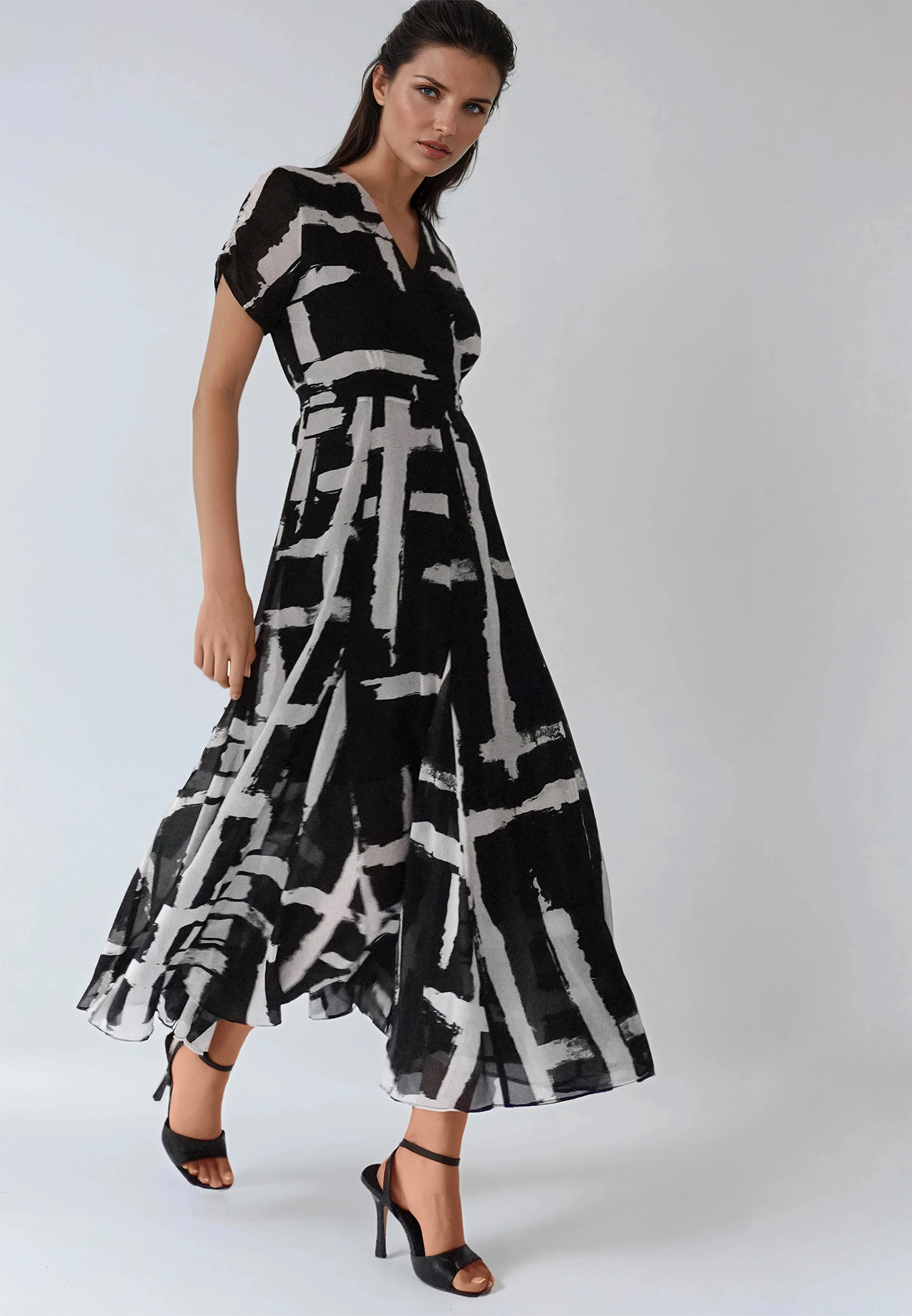 SOLSTICE MAXI DRESS SELVAGE BLACK
