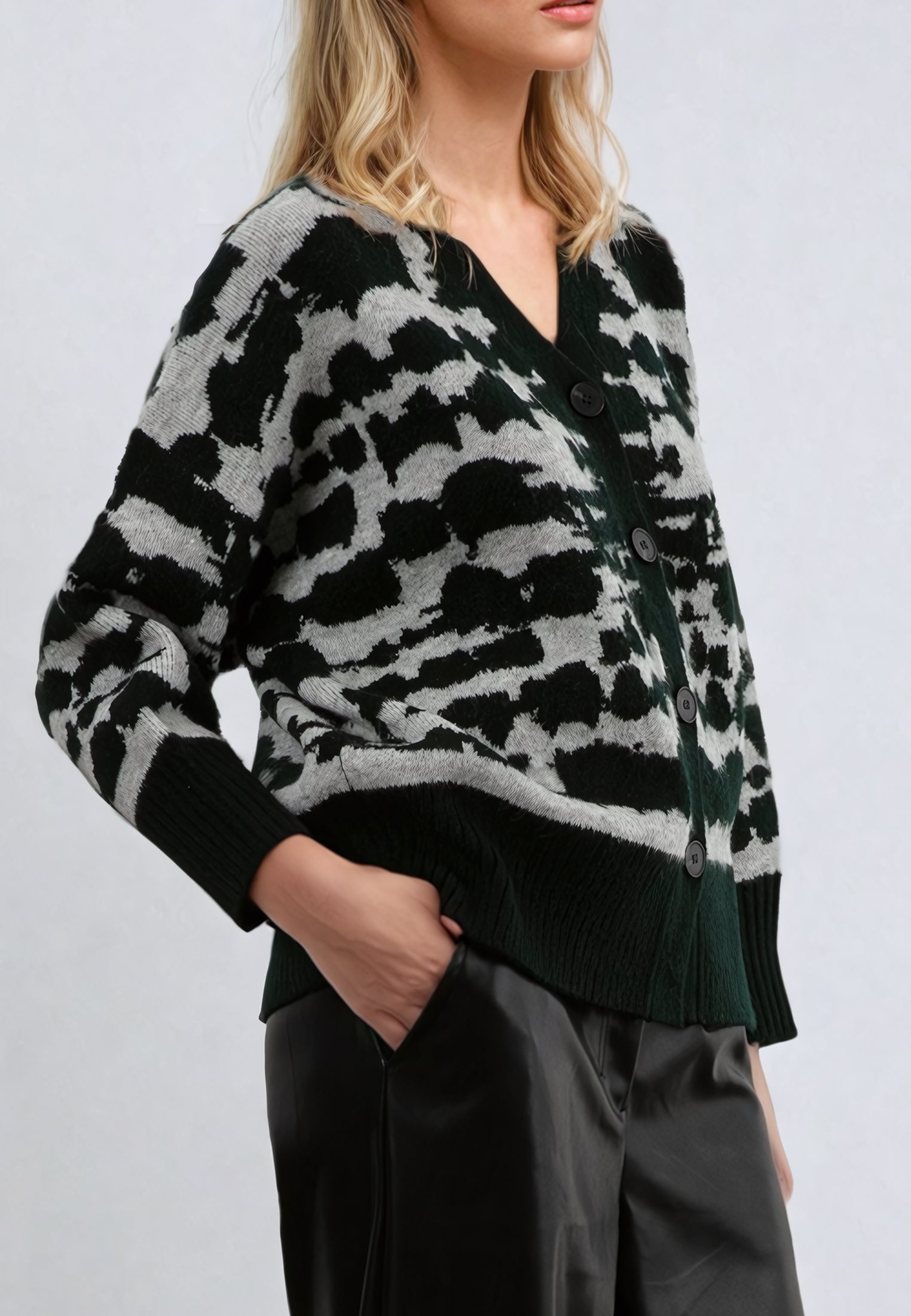 CREST CARDIGAN FOREST GREEN