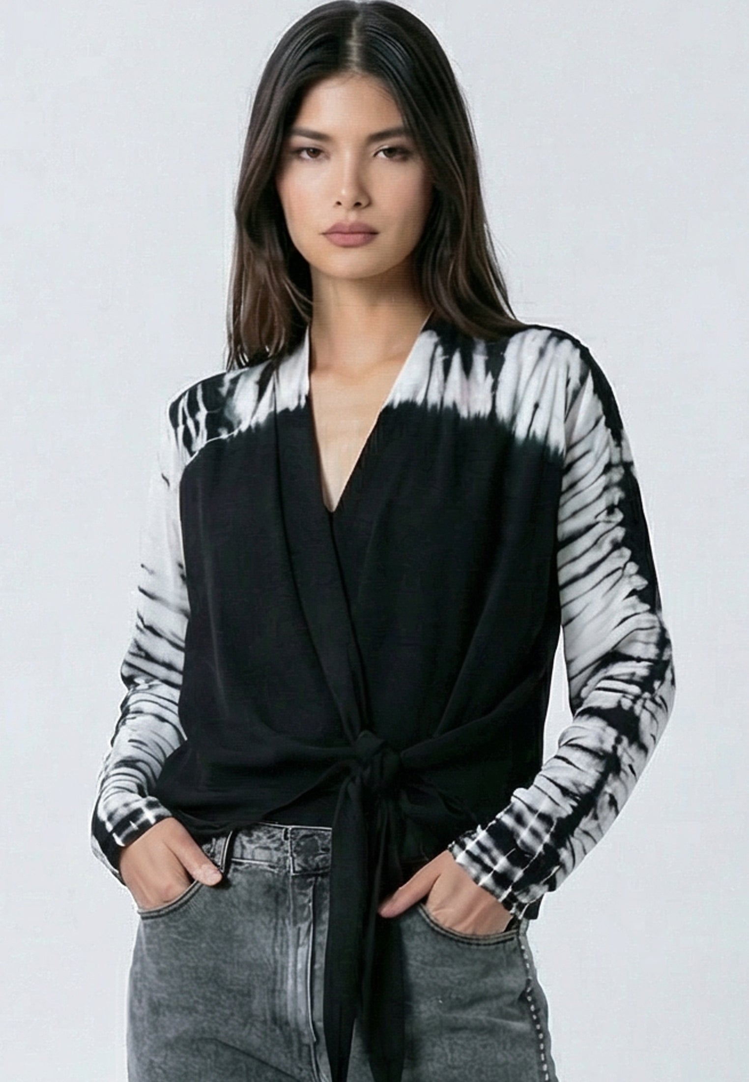 HIDDEN TOP BLACK & WHITE