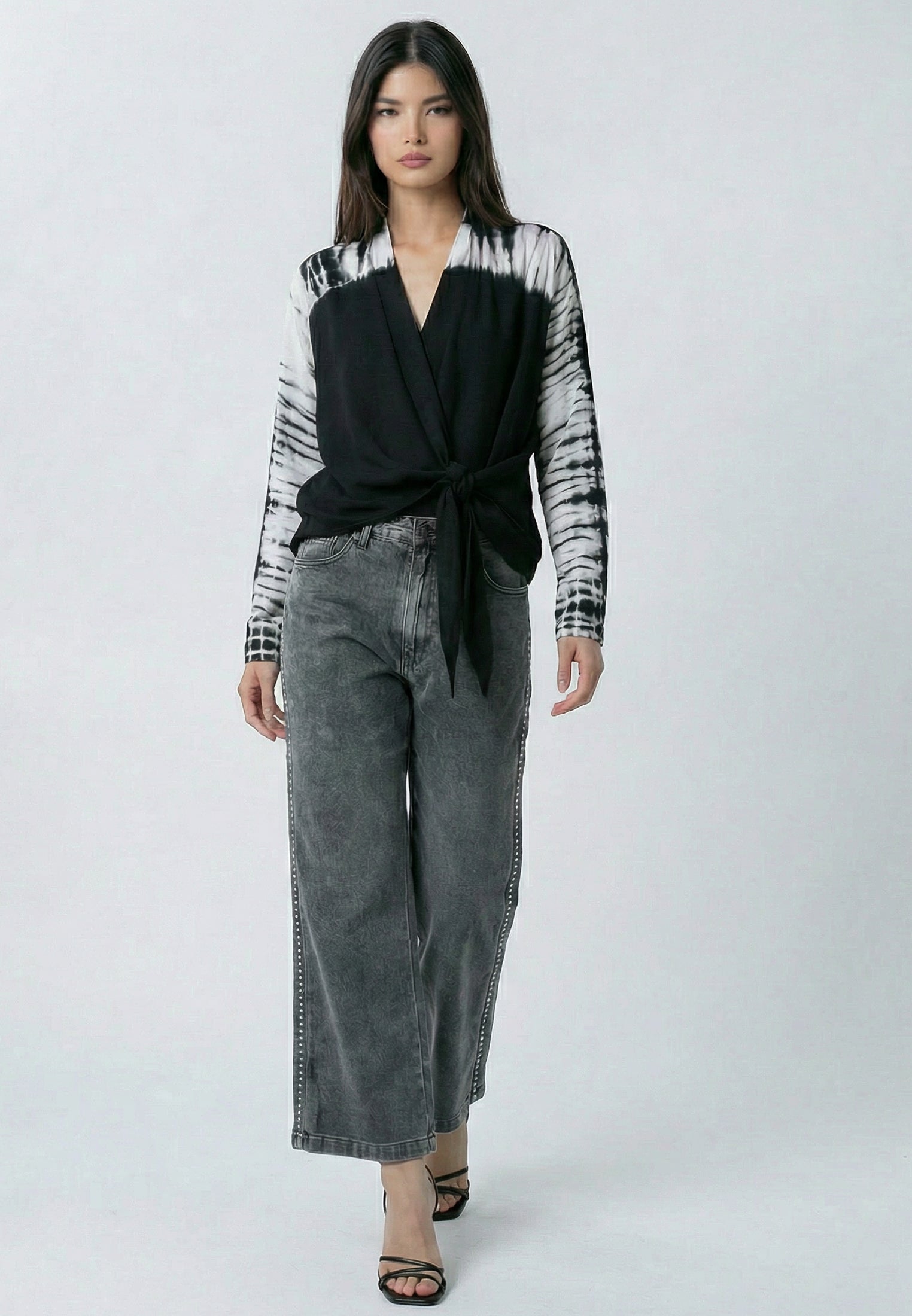 HIDDEN TOP BLACK & WHITE