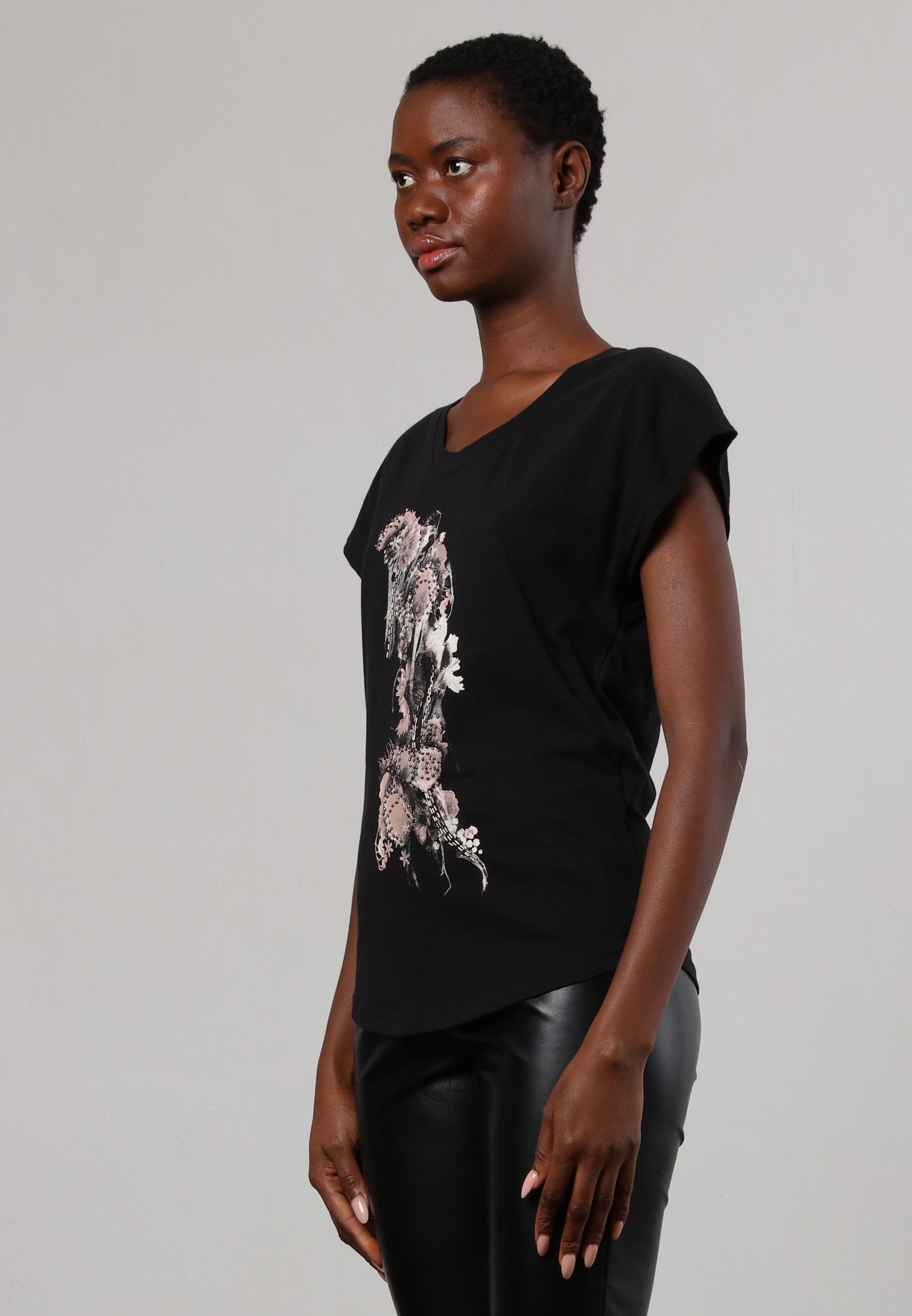 FALLEN T-SHIRT FLOWER BLACK