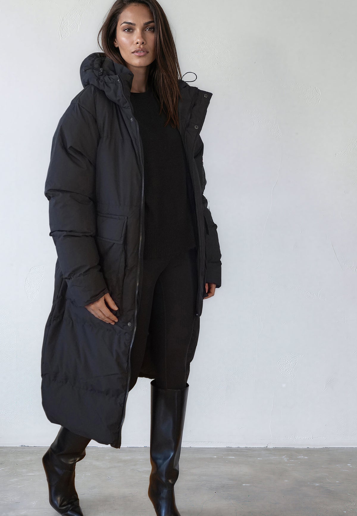 VOYAGER PARKA JET BLACK