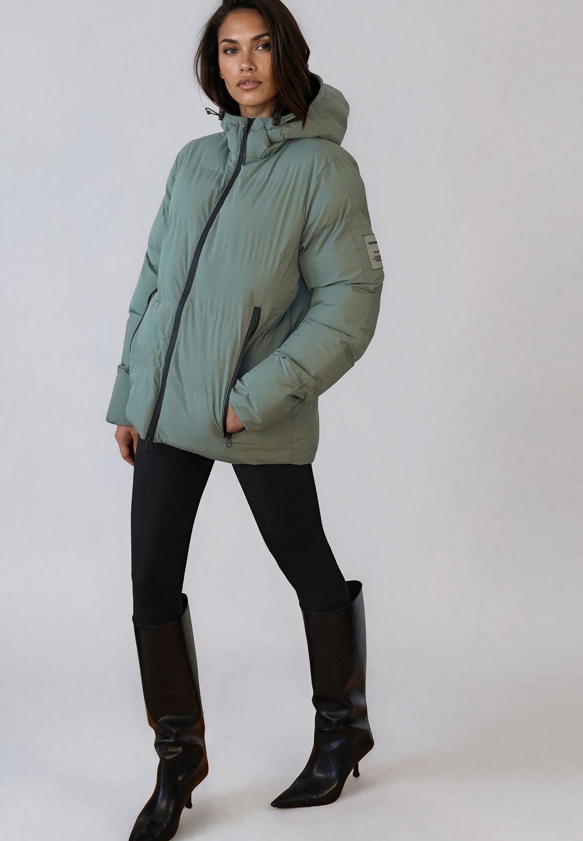 GREEN PERFORMANCE PUFFER JACKET