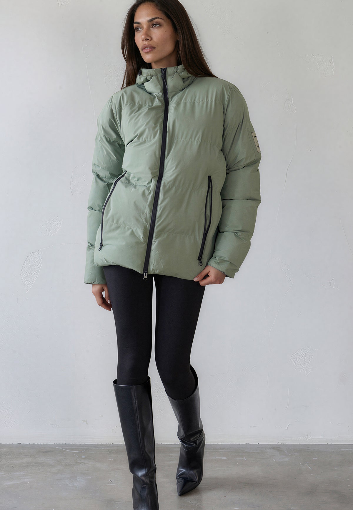 GREEN PERFORMANCE PUFFER JACKET