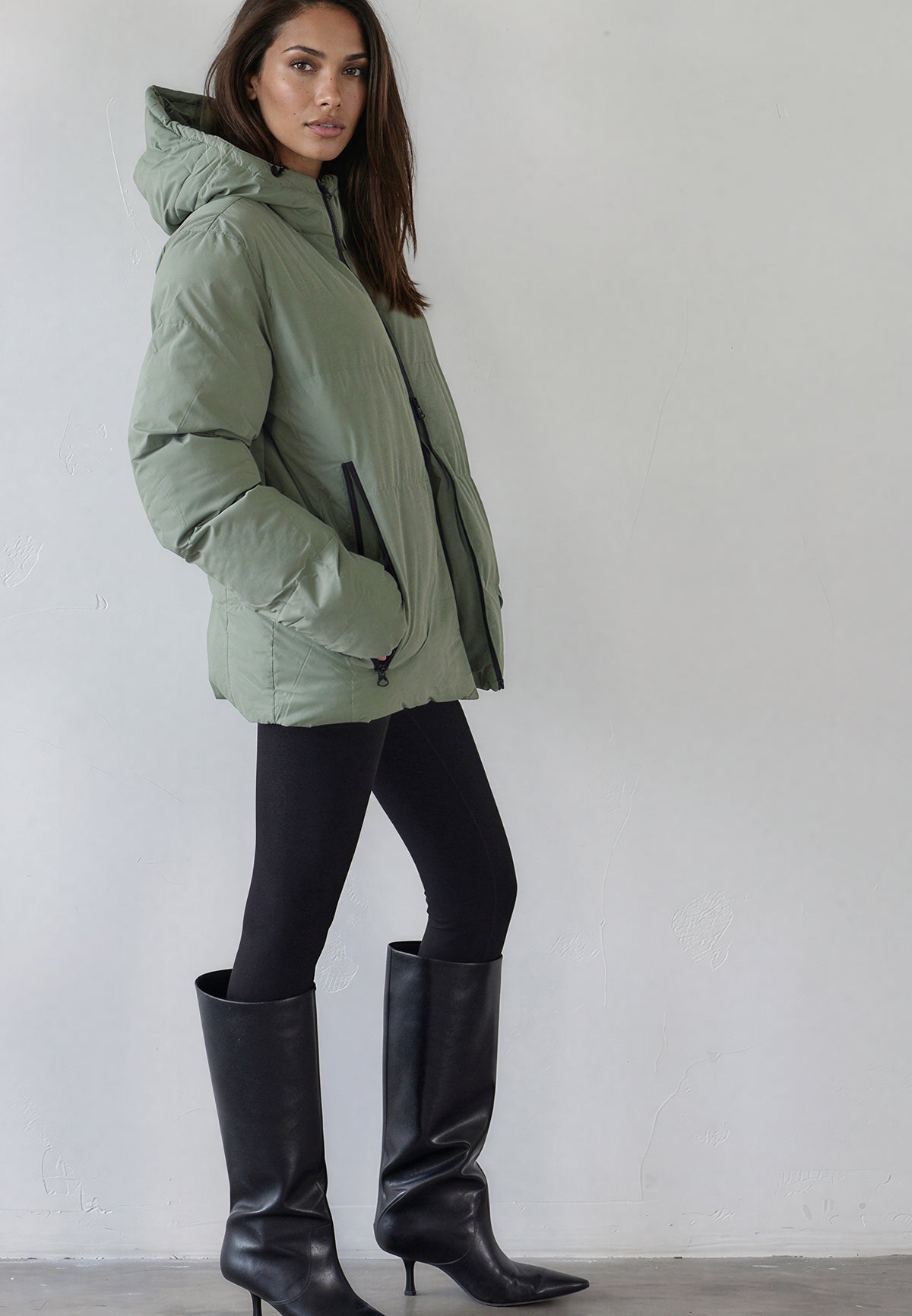 GREEN PERFORMANCE PUFFER JACKET