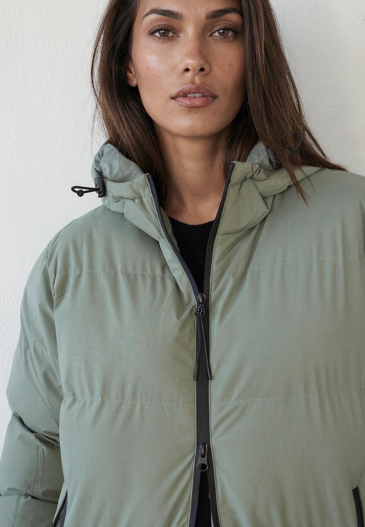 GREEN PERFORMANCE PUFFER JACKET