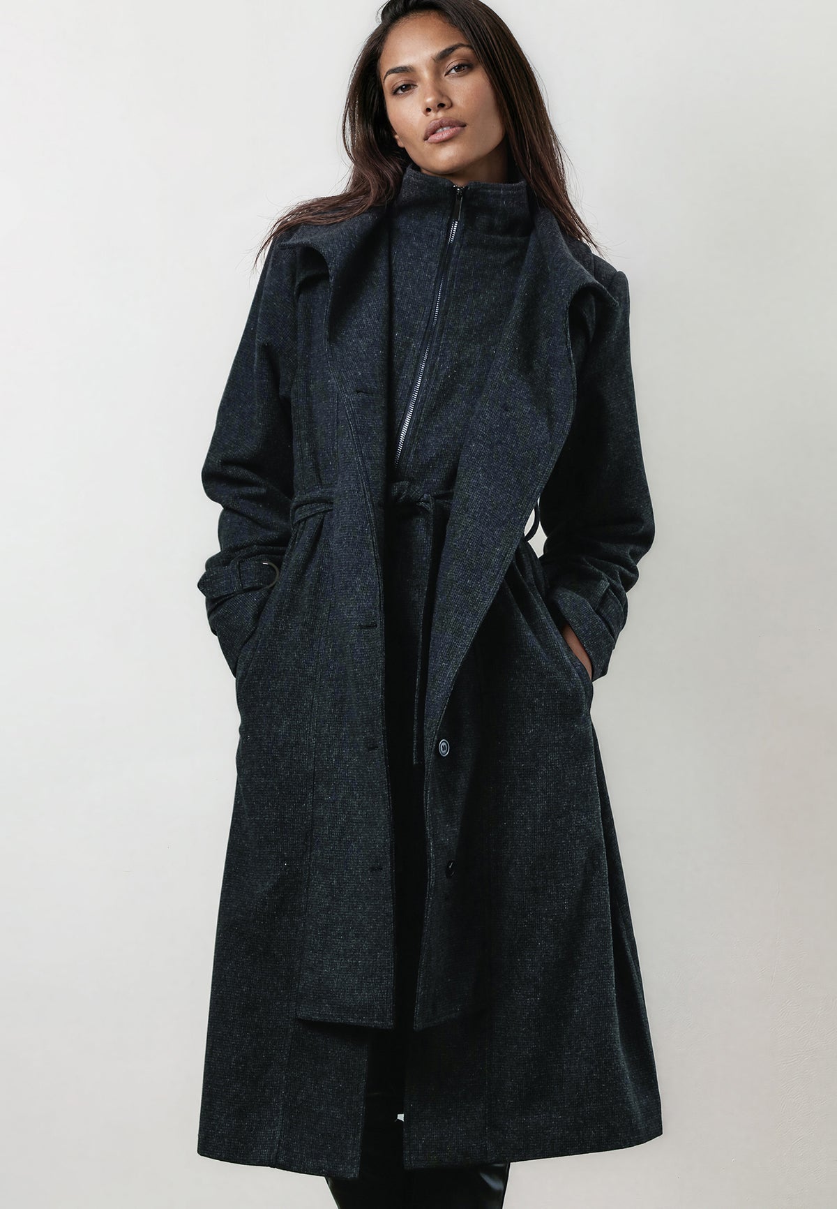 LIMIT COAT DARK GREY