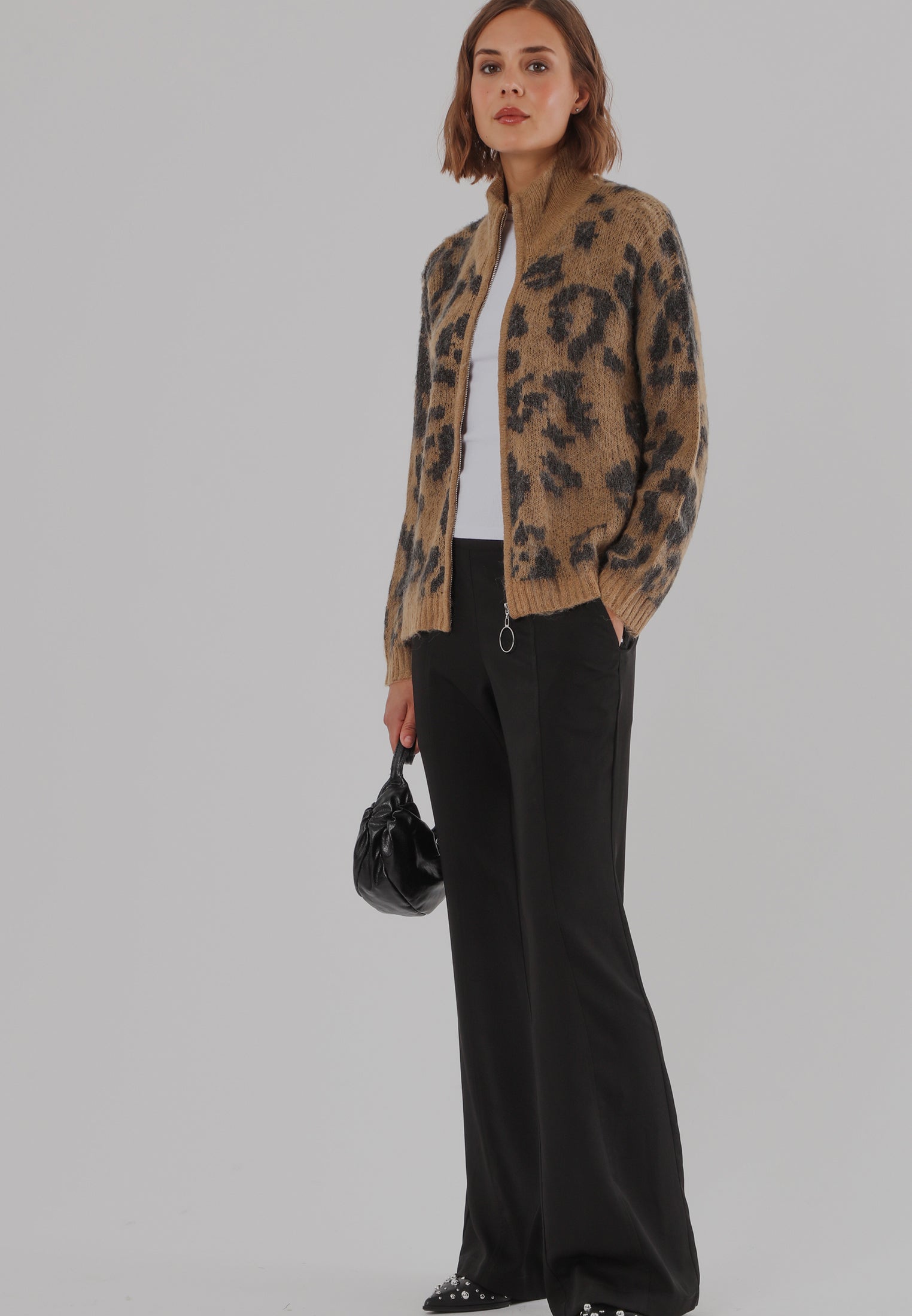 MAXIMUM ZIP CARDIGAN LEOPARD PRINT