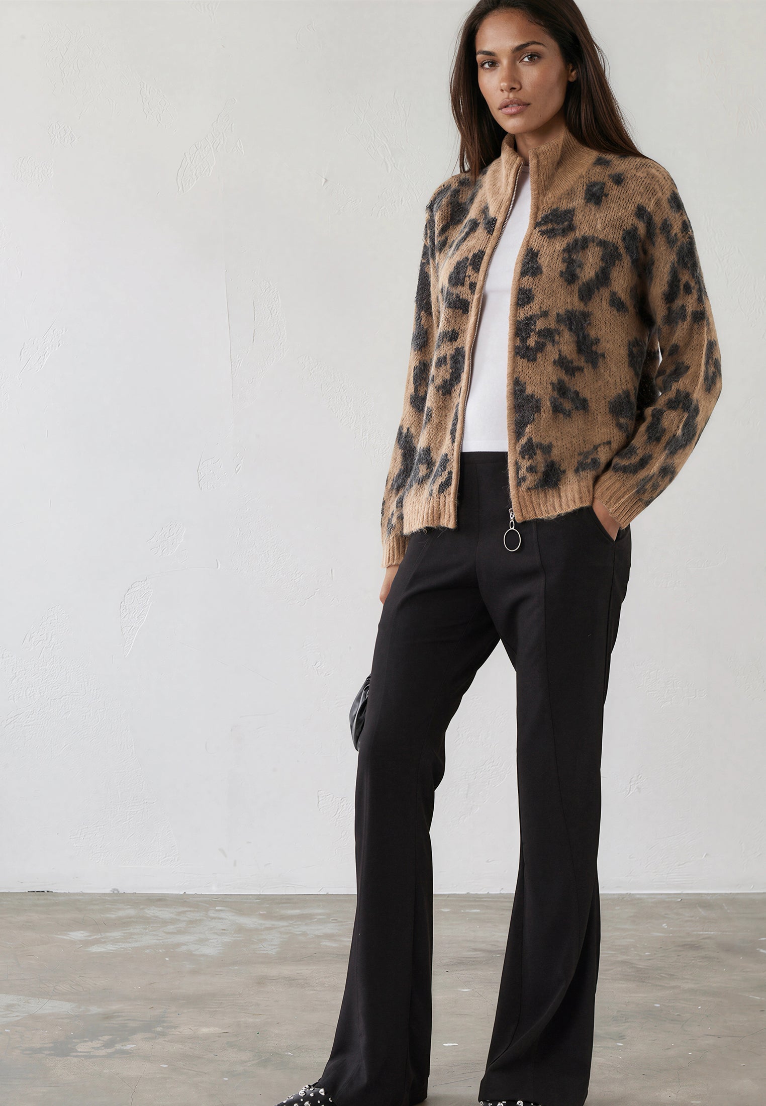 MAXIMUM ZIP CARDIGAN LEOPARD PRINT