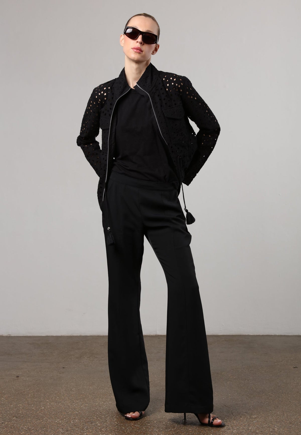 DIRECTIONAL JACKET BLACK