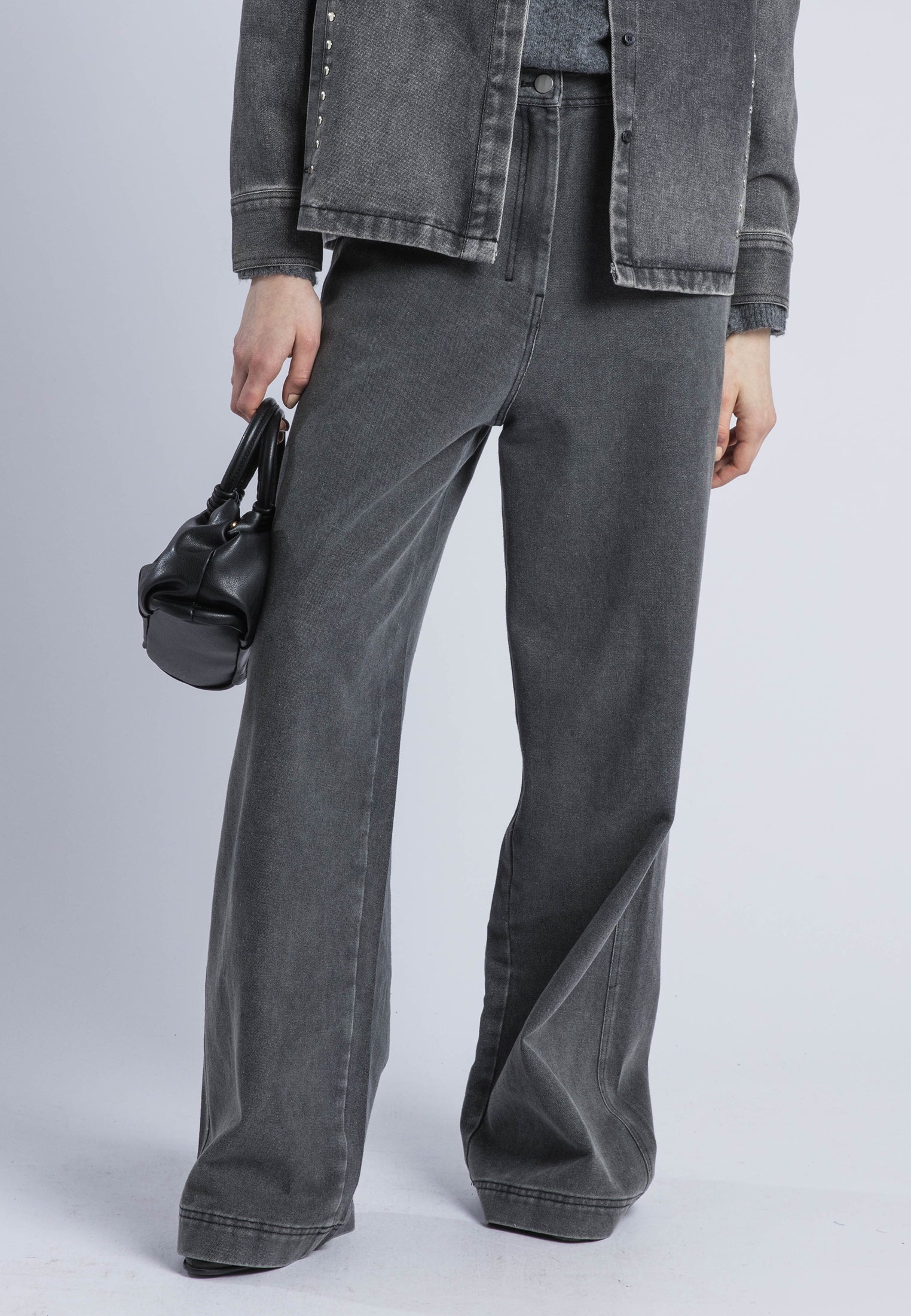 ECCENTRIC TROUSERS GREY