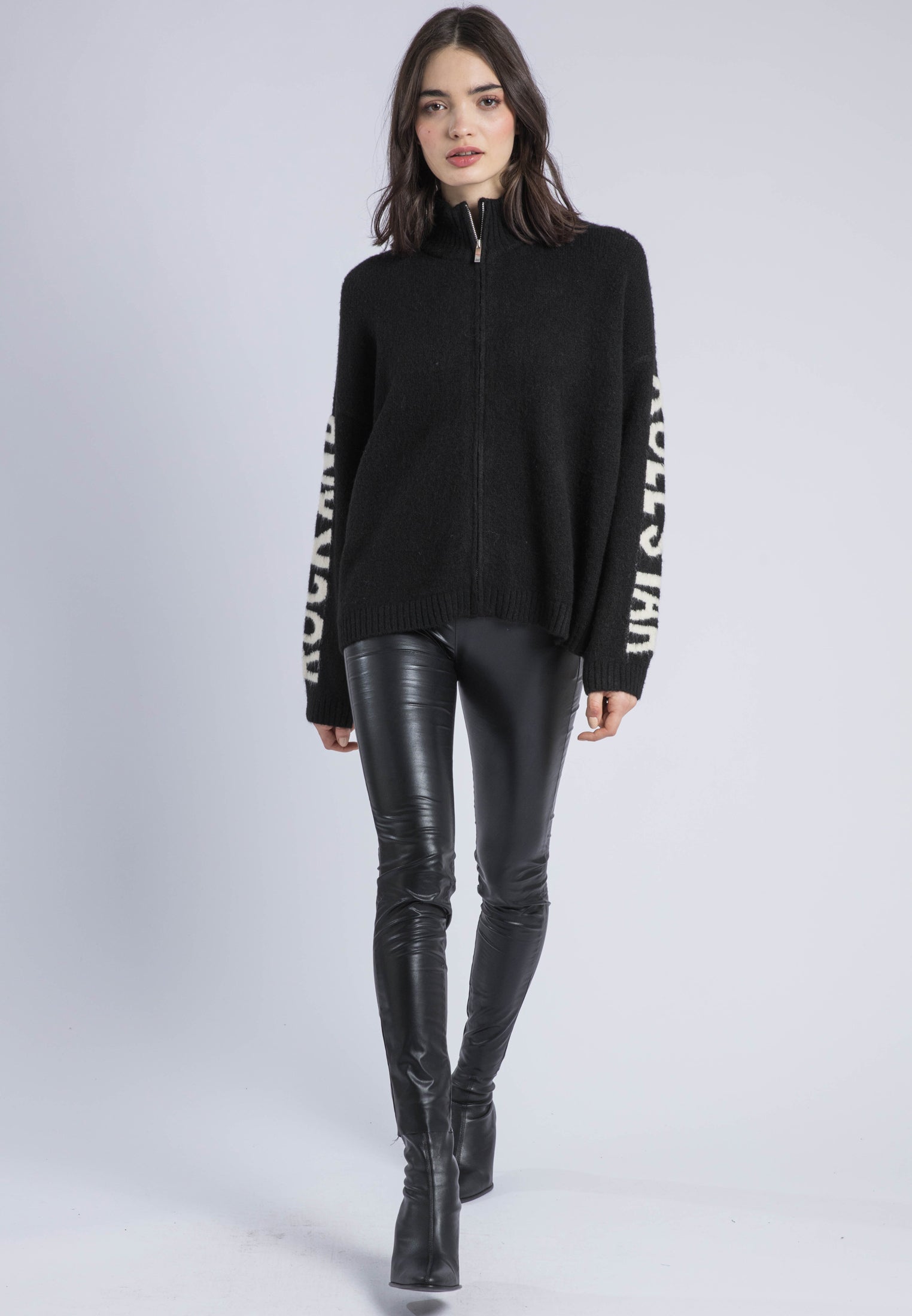 PHOEBE CARDIGAN BLACK & WHITE