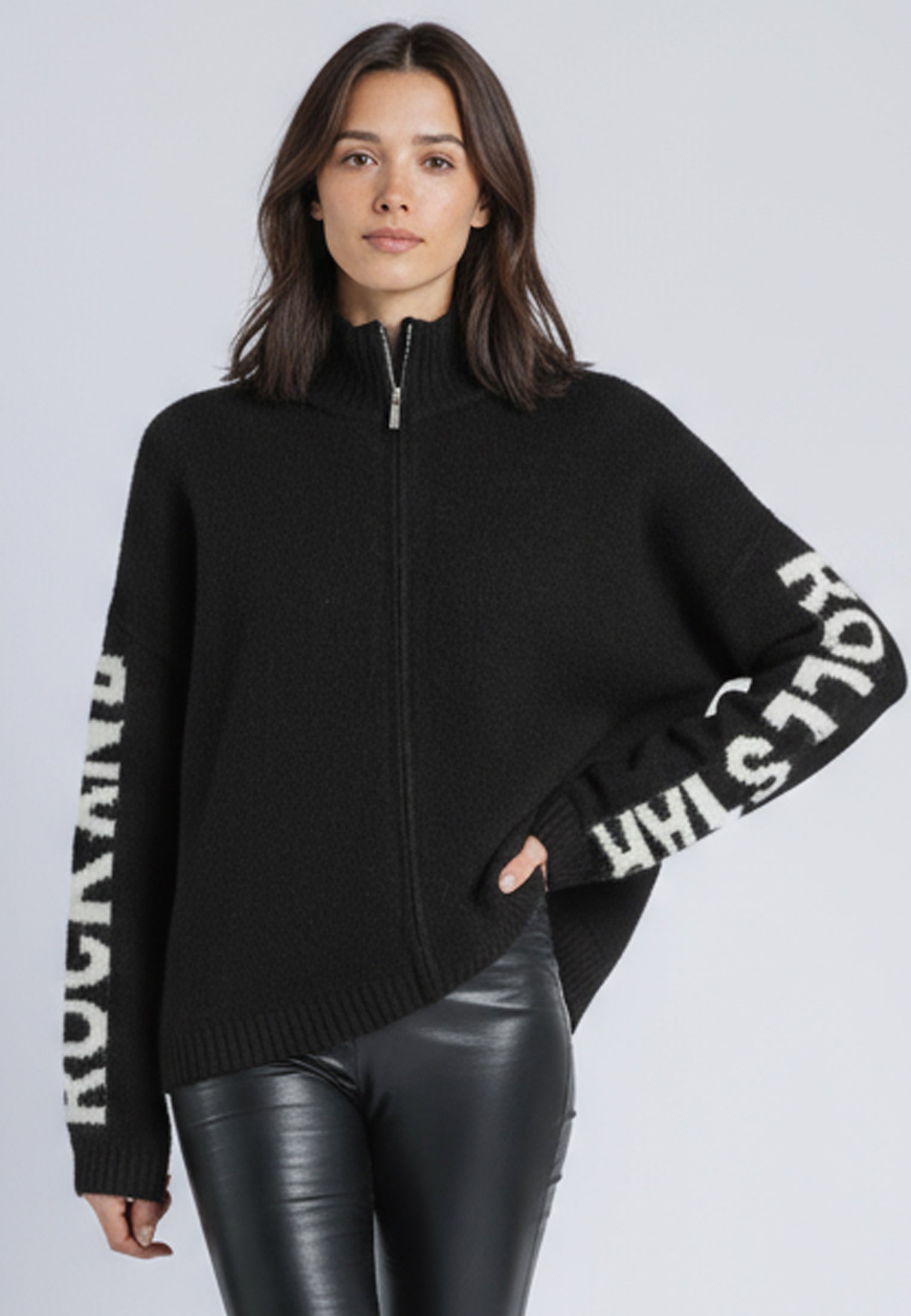 PHOEBE CARDIGAN BLACK & WHITE