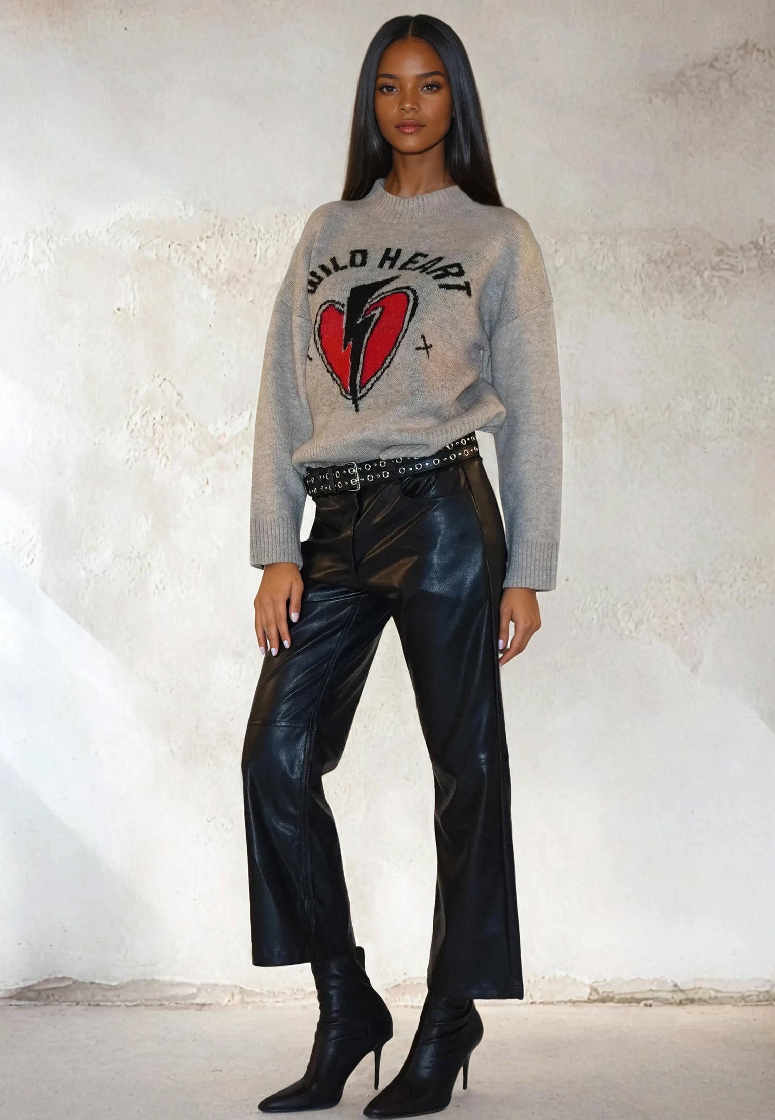 WILD HEART JUMPER BEIGE