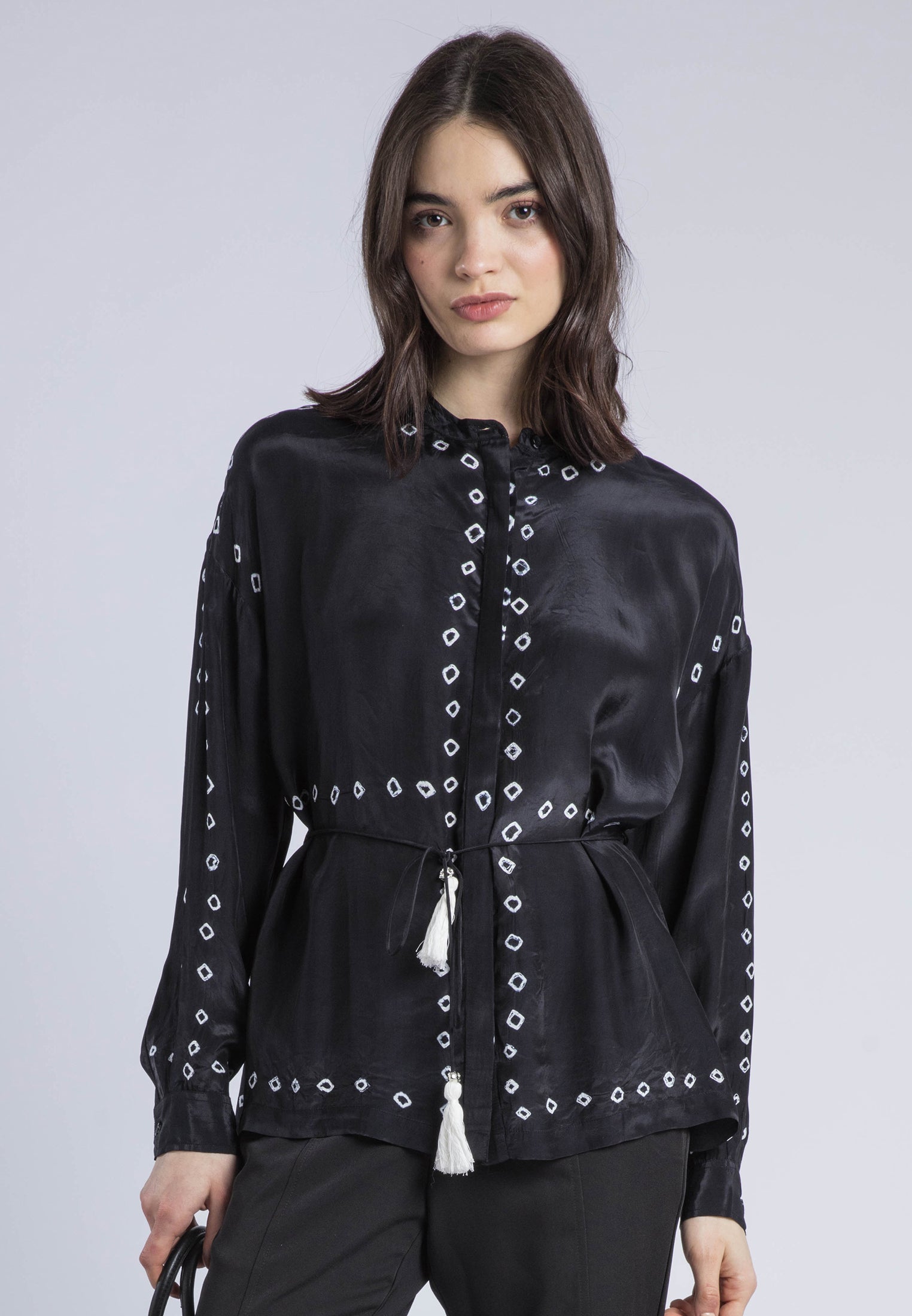 LOLA SHIRT BLACK & WHITE