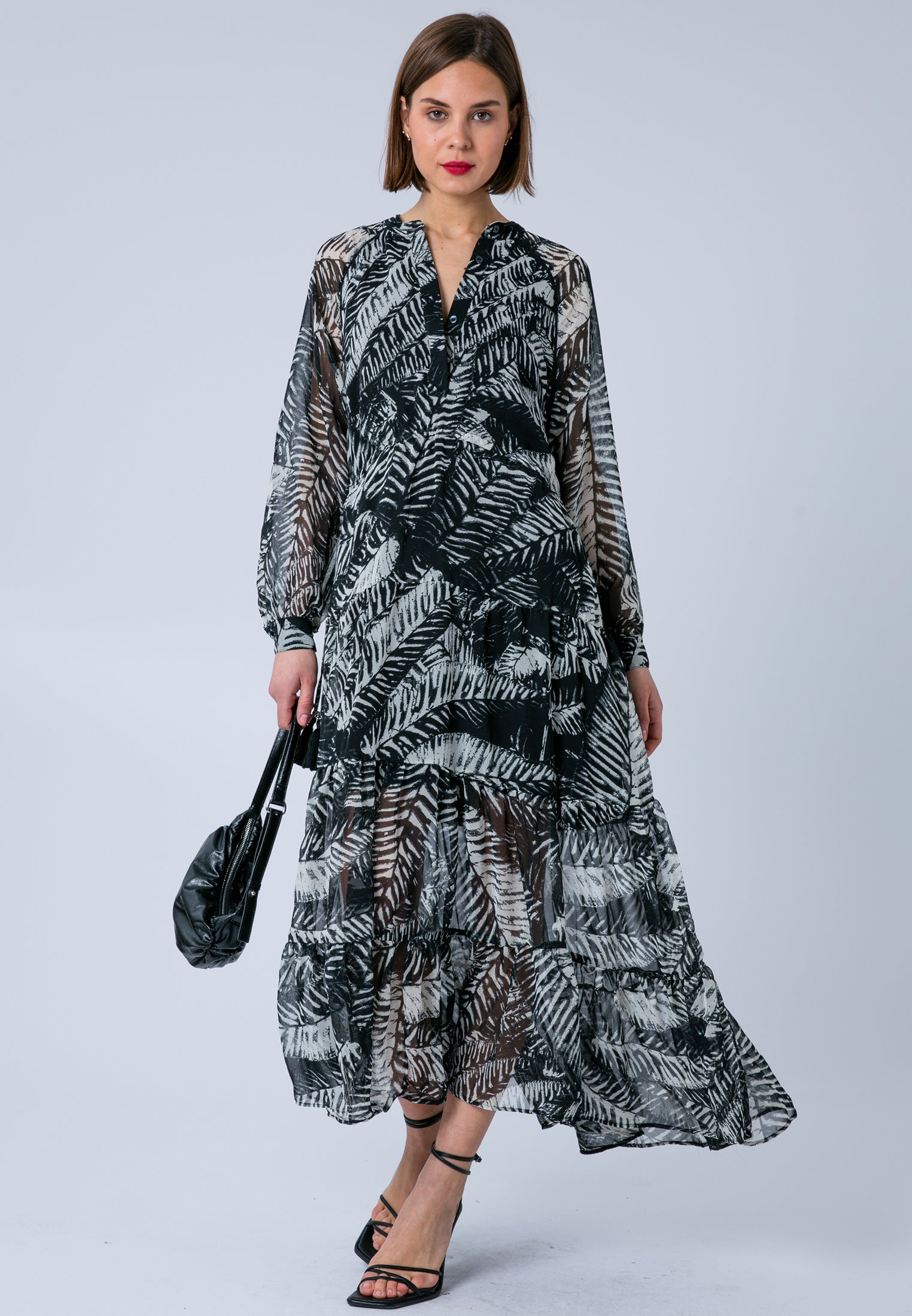 ZOE MAXI DRESS VAMP BLACK & WHITE