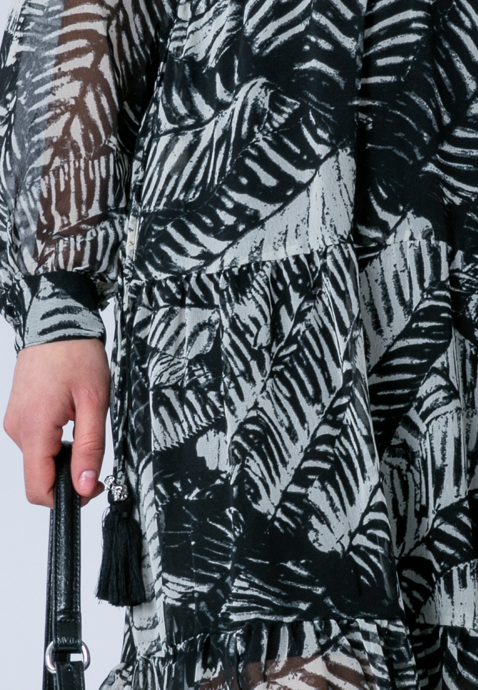 ZOE MAXI DRESS VAMP BLACK & WHITE