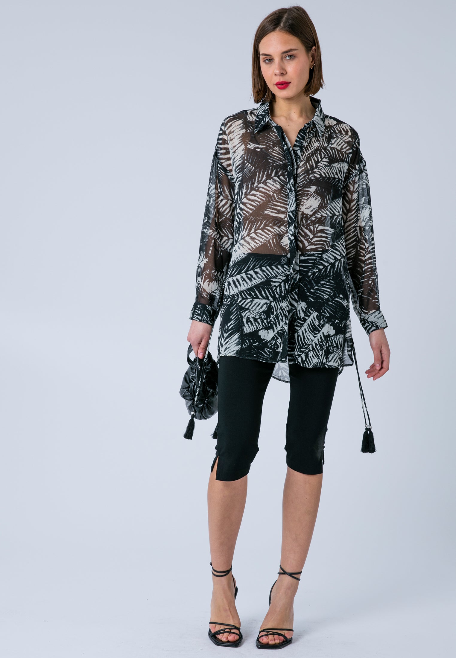 ZOE SHIRT VAMP BLACK & WHITE