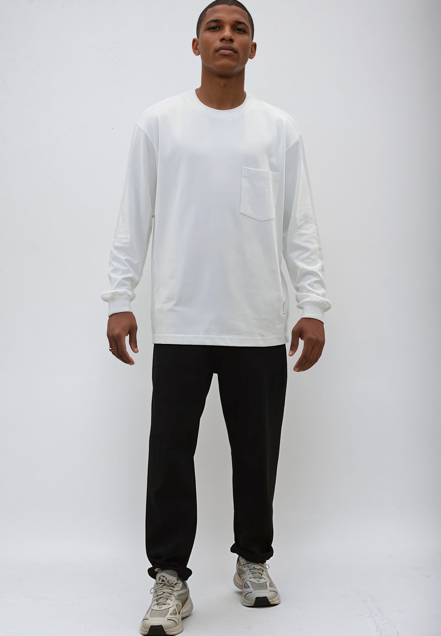 HEAVYWEIGHT LS POCKET T-SHIRT OFF WHITE