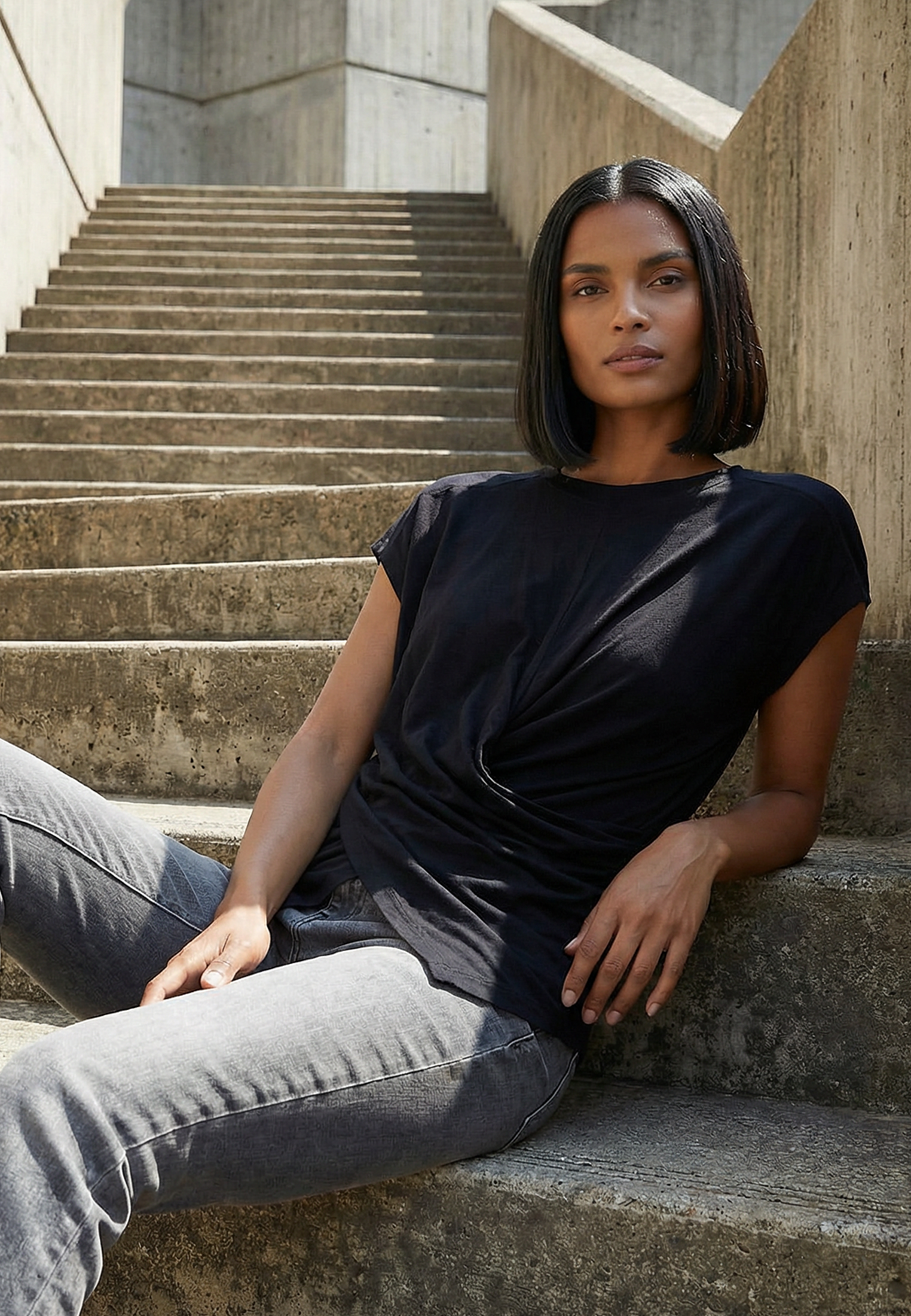 TIME T-SHIRT JET BLACK