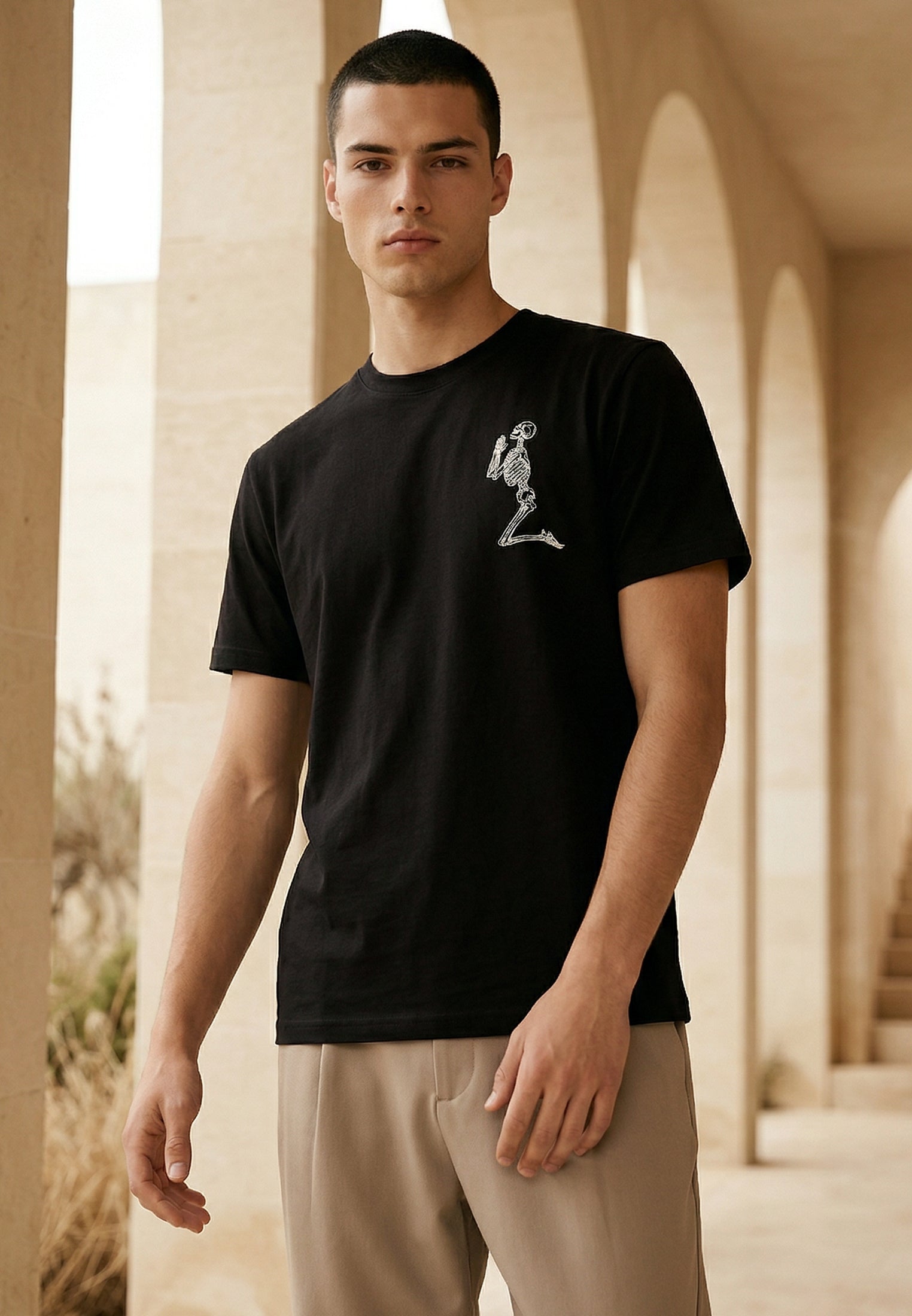 ESSENTIAL BIG SKELETON BLACK T-SHIRT