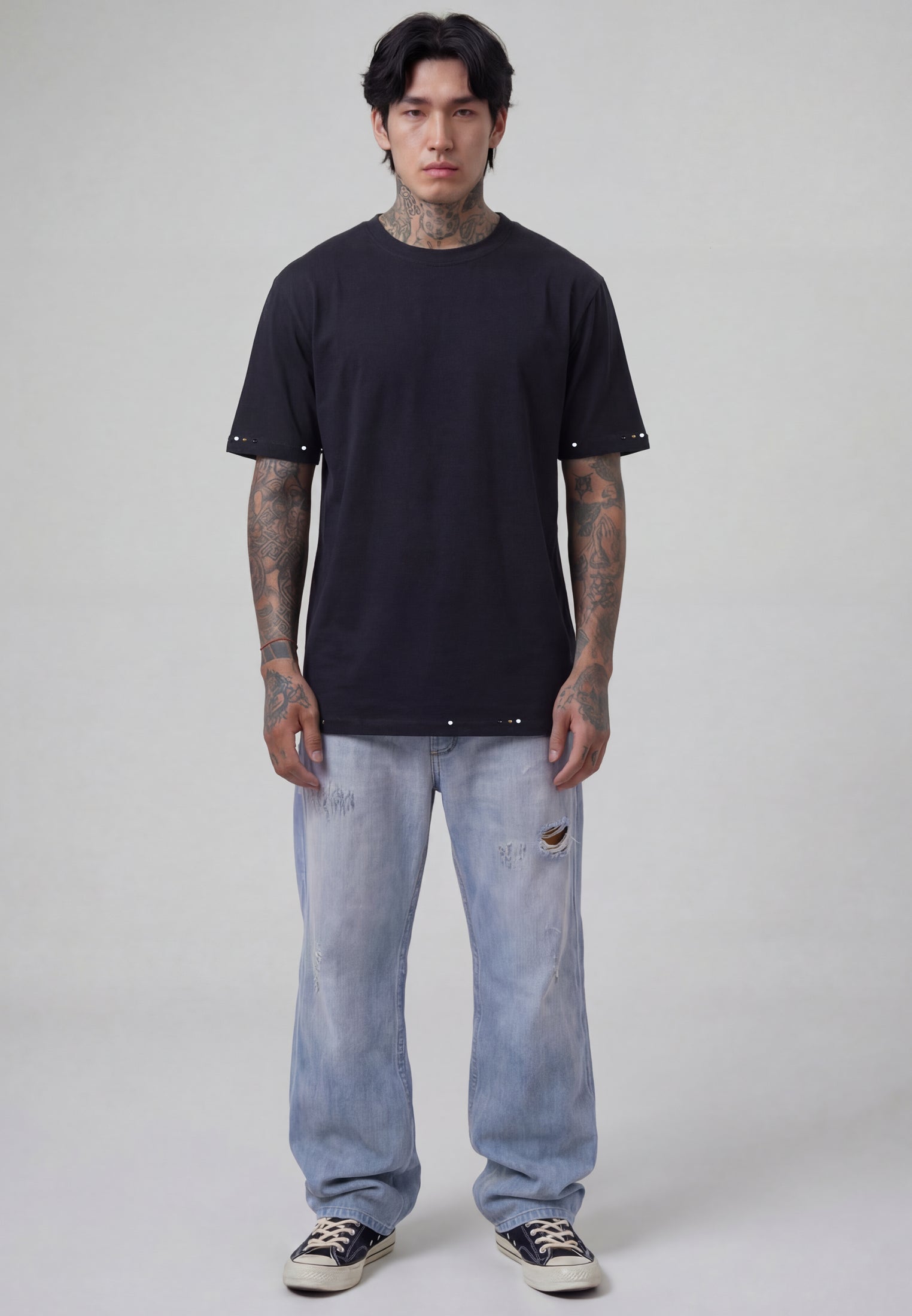 STUDDED T-SHIRT BLACK