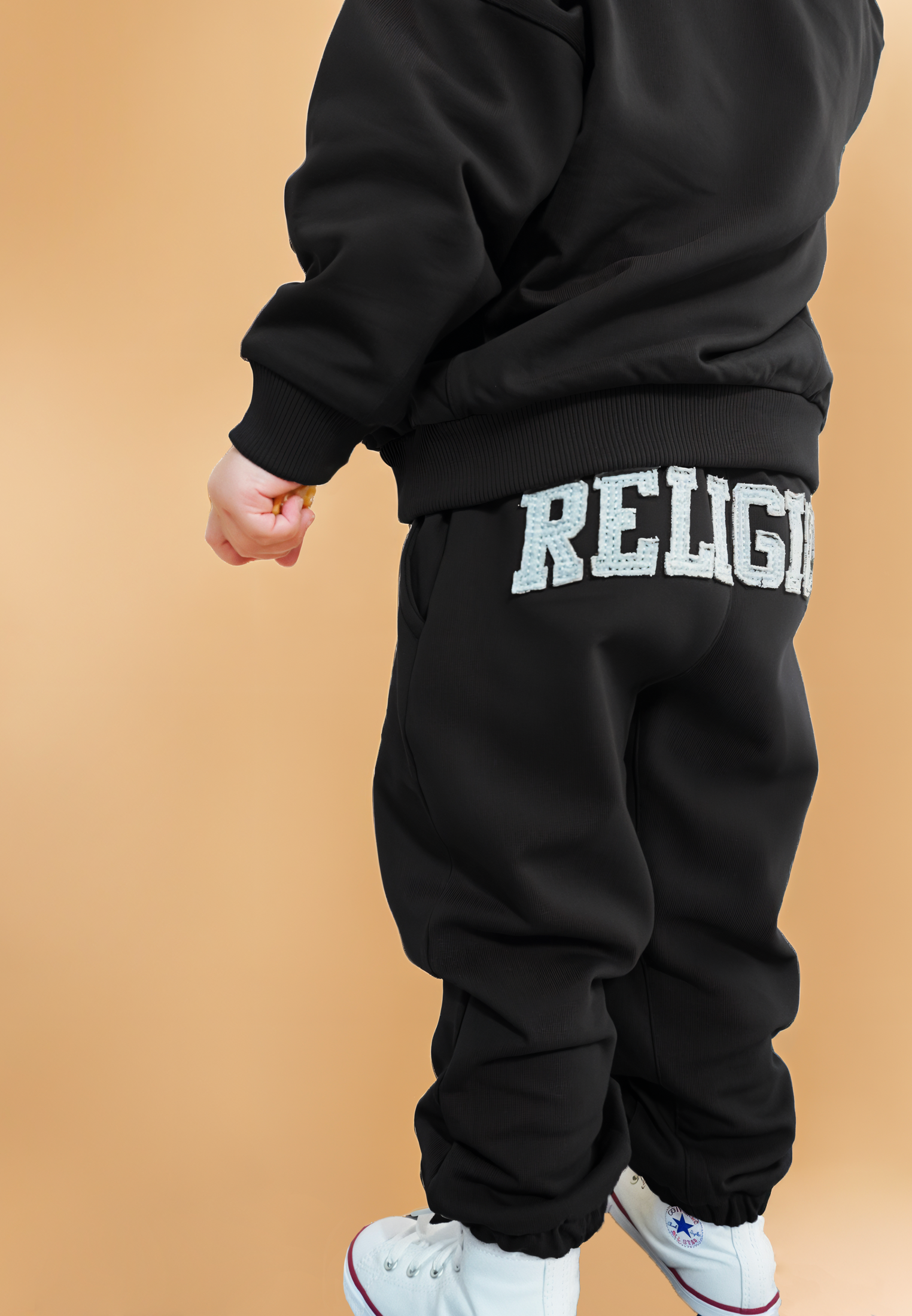 KIDS RELIGION SEAMED DARTED SWEATPANTS BLACK