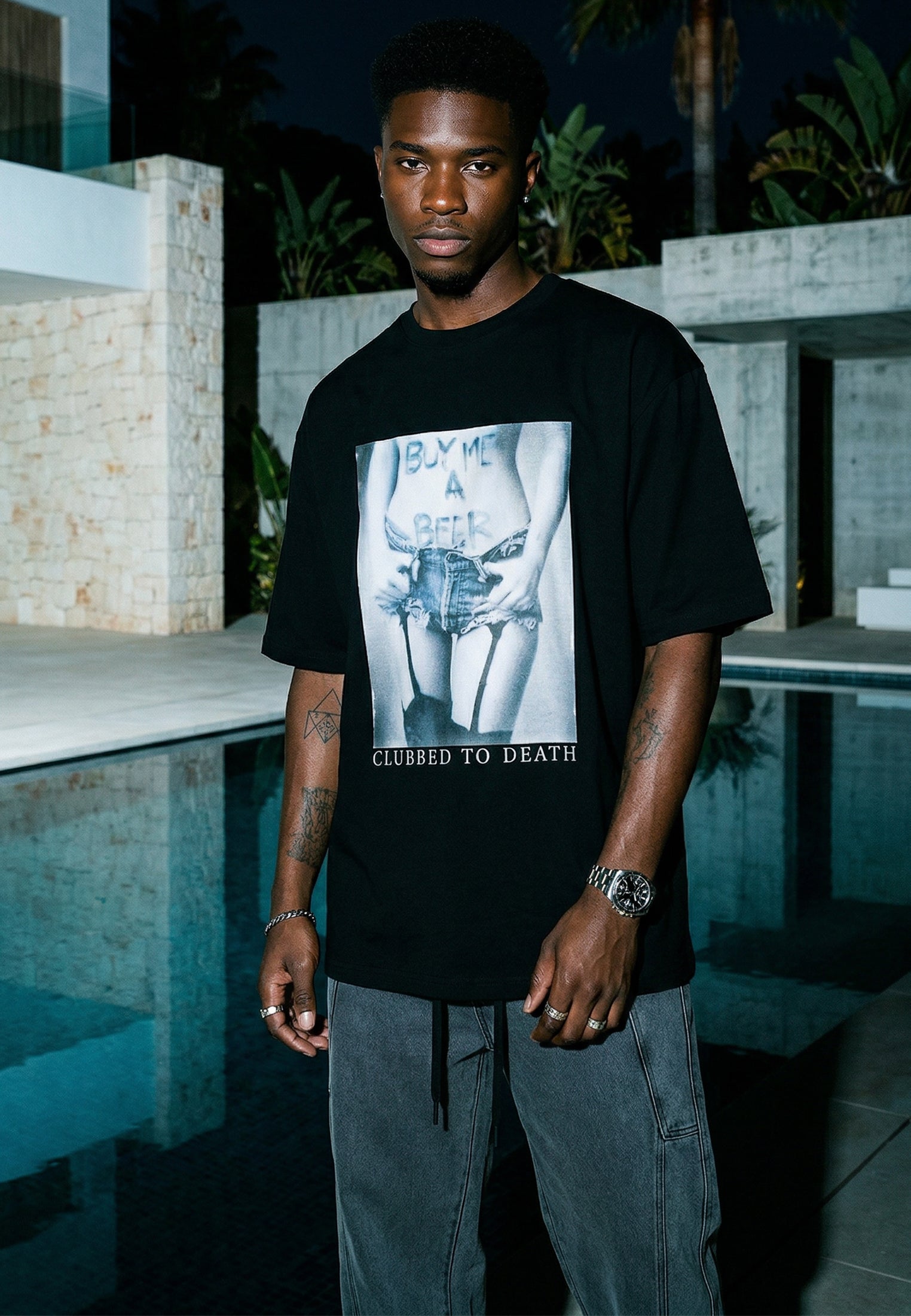 BUY ME BEER OVERSIZED T-SHIRT JET BLACK