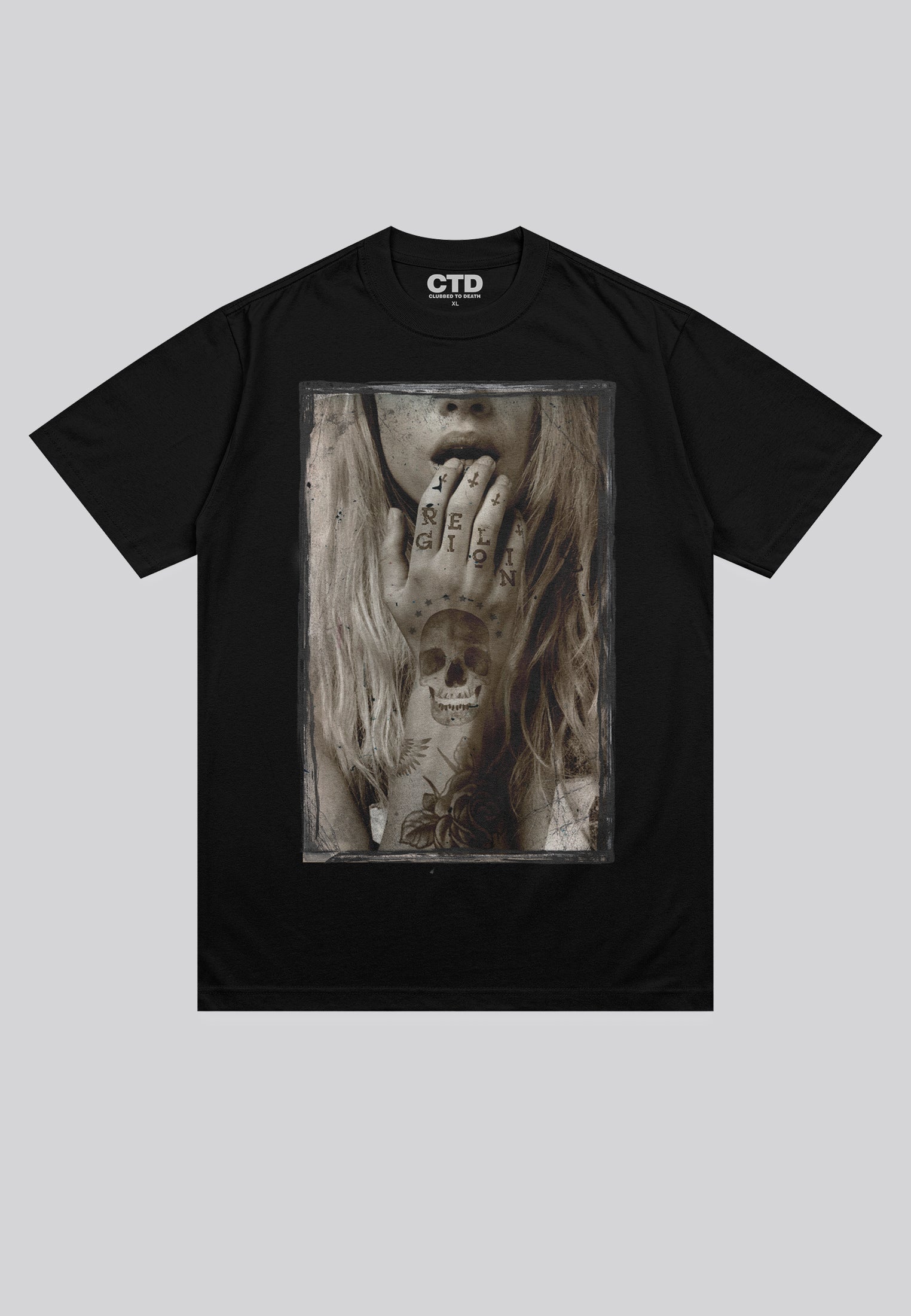 TEMPTED T-SHIRT BLACK