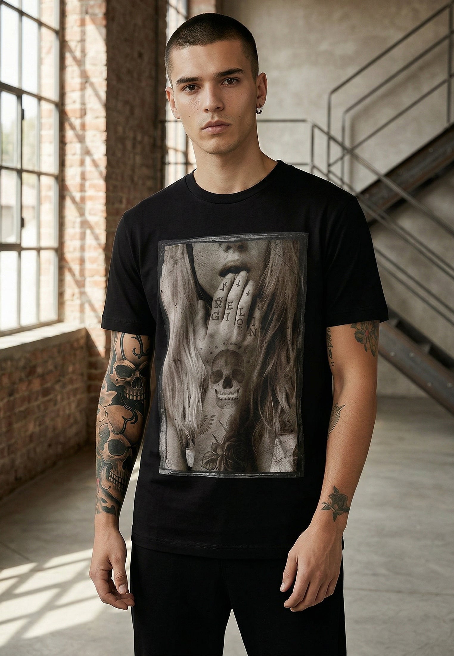 TEMPTED T-SHIRT BLACK
