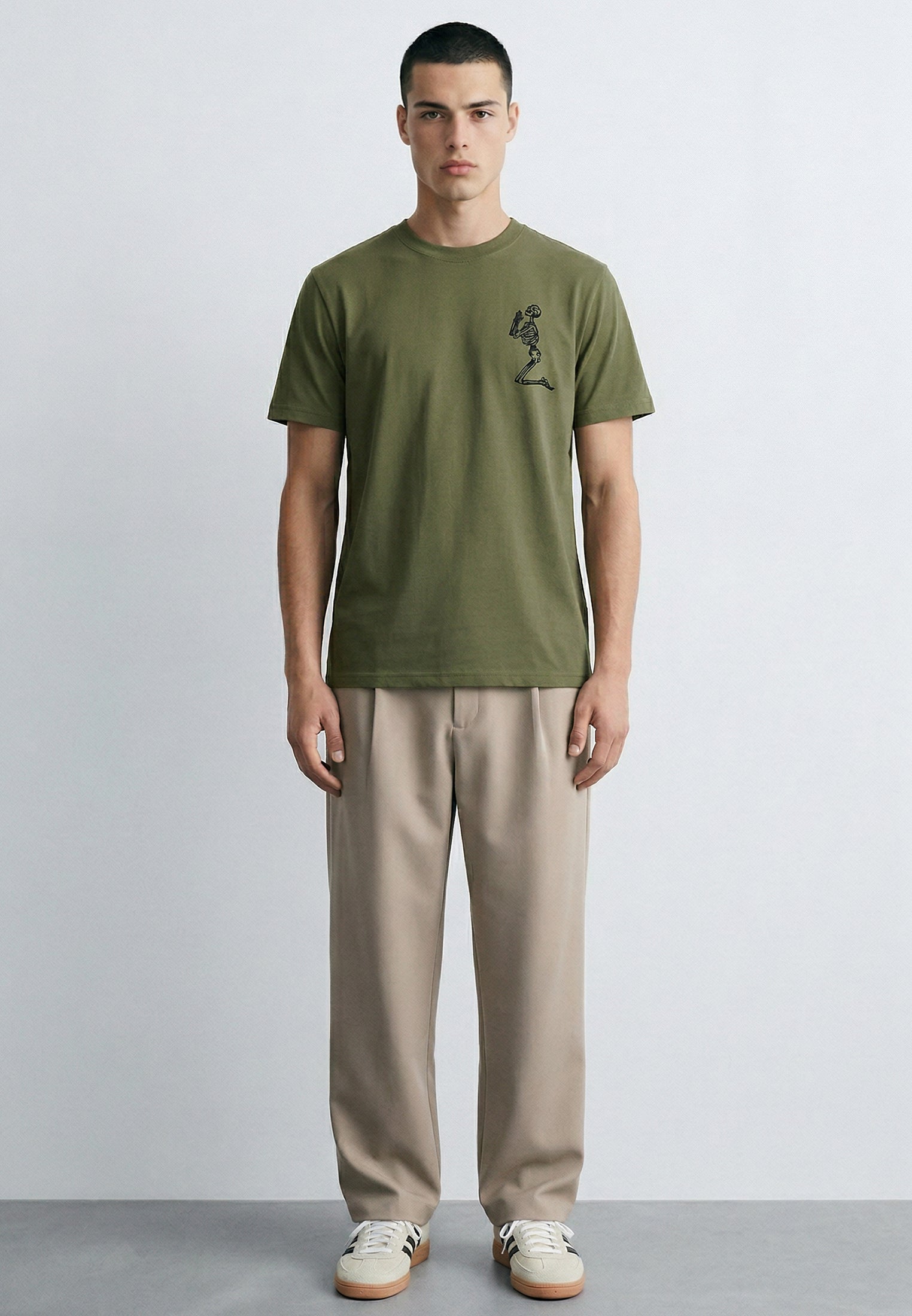 ESSENTIAL BIG SKELETON ARMY GREEN T-SHIRT