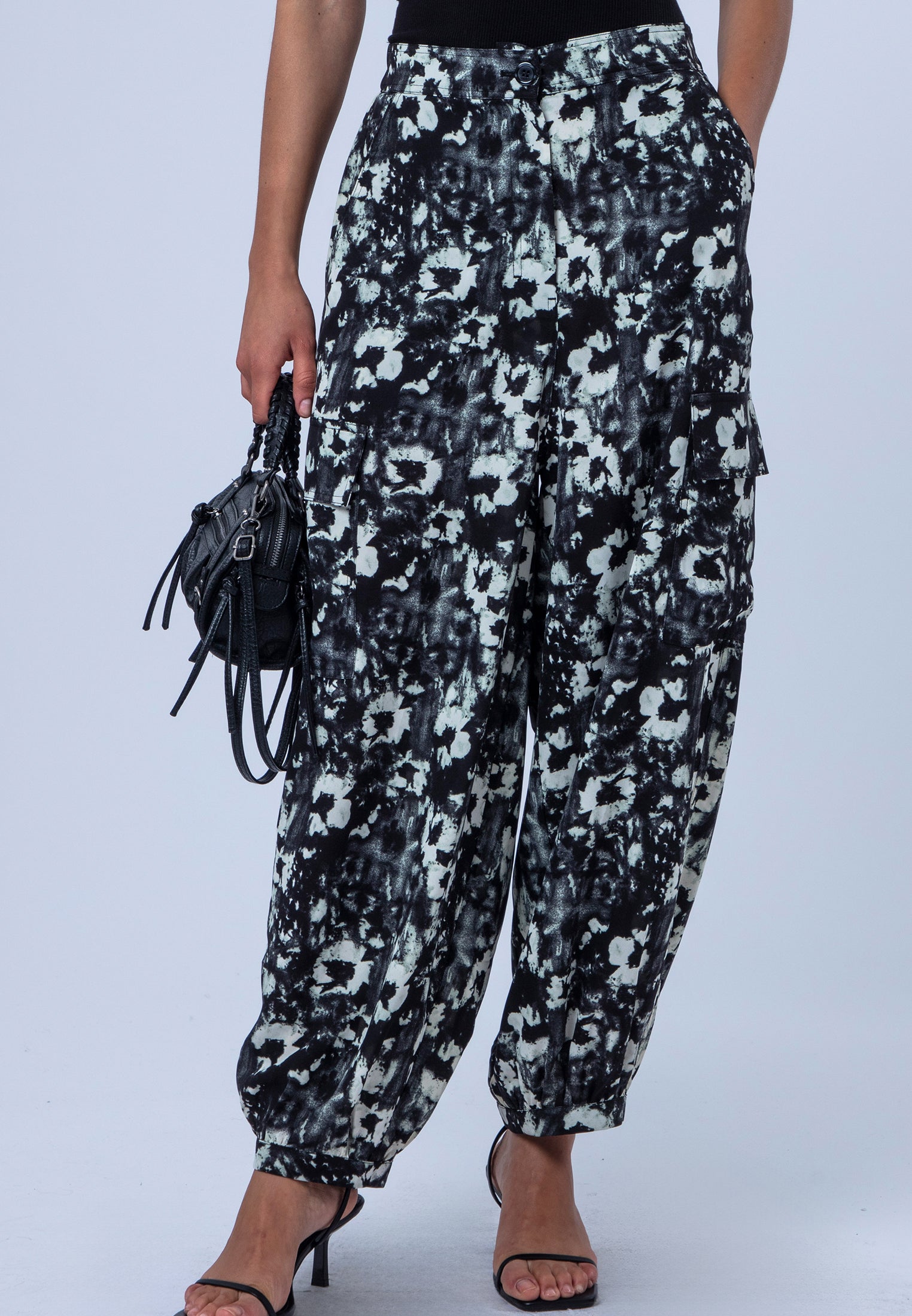 ASH TROUSERS FLORA